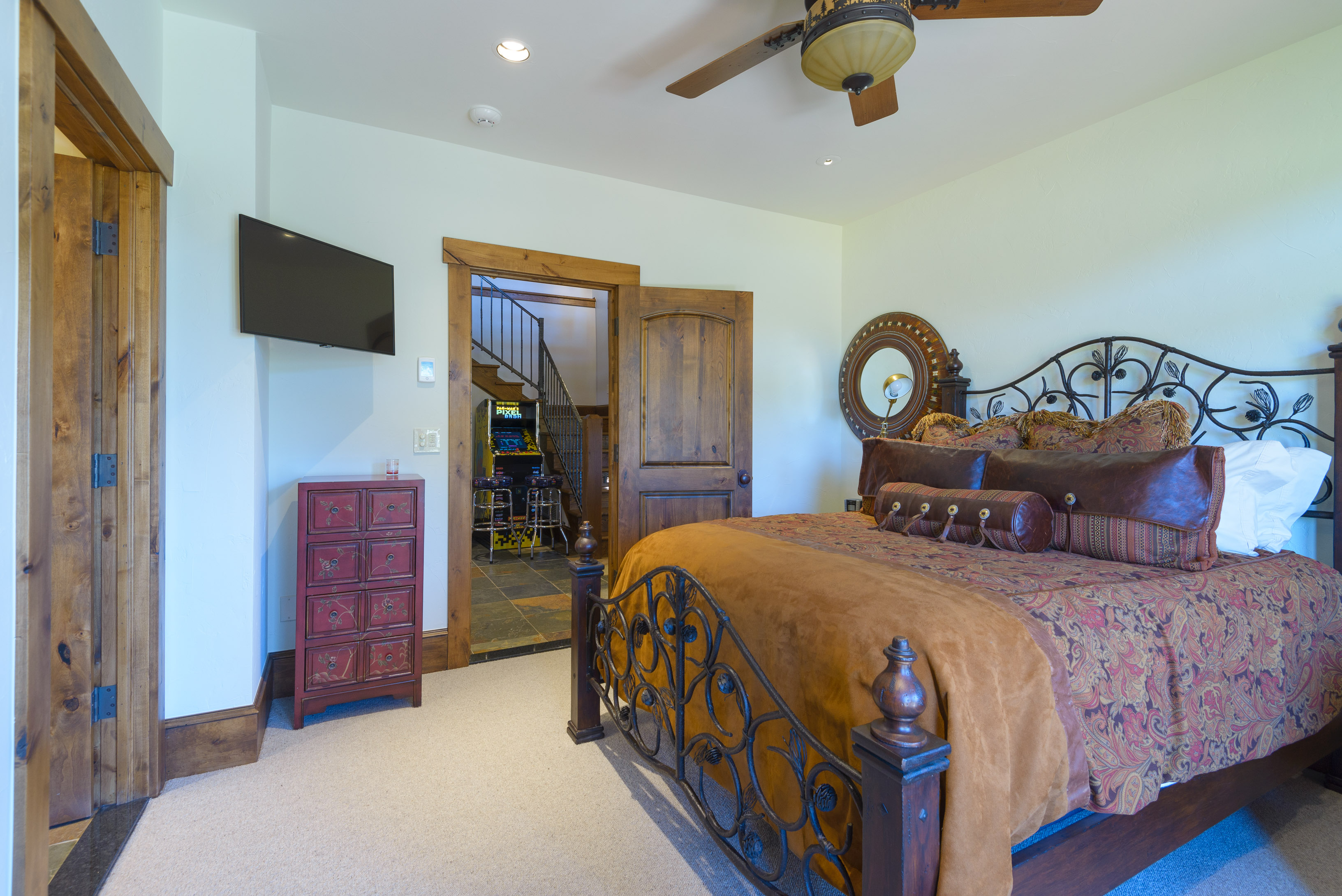 Crested Butte, Colorado, 81224, United States, 4 Bedrooms Bedrooms, ,5 BathroomsBathrooms,Residential,For Sale,1746865