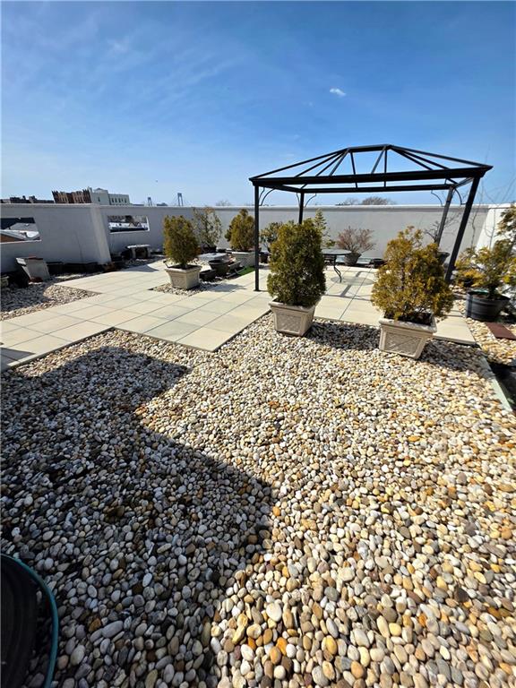 Brooklyn, New York, 11214, United States, 3 Bedrooms Bedrooms, ,2 BathroomsBathrooms,Residential,For Sale,1885632