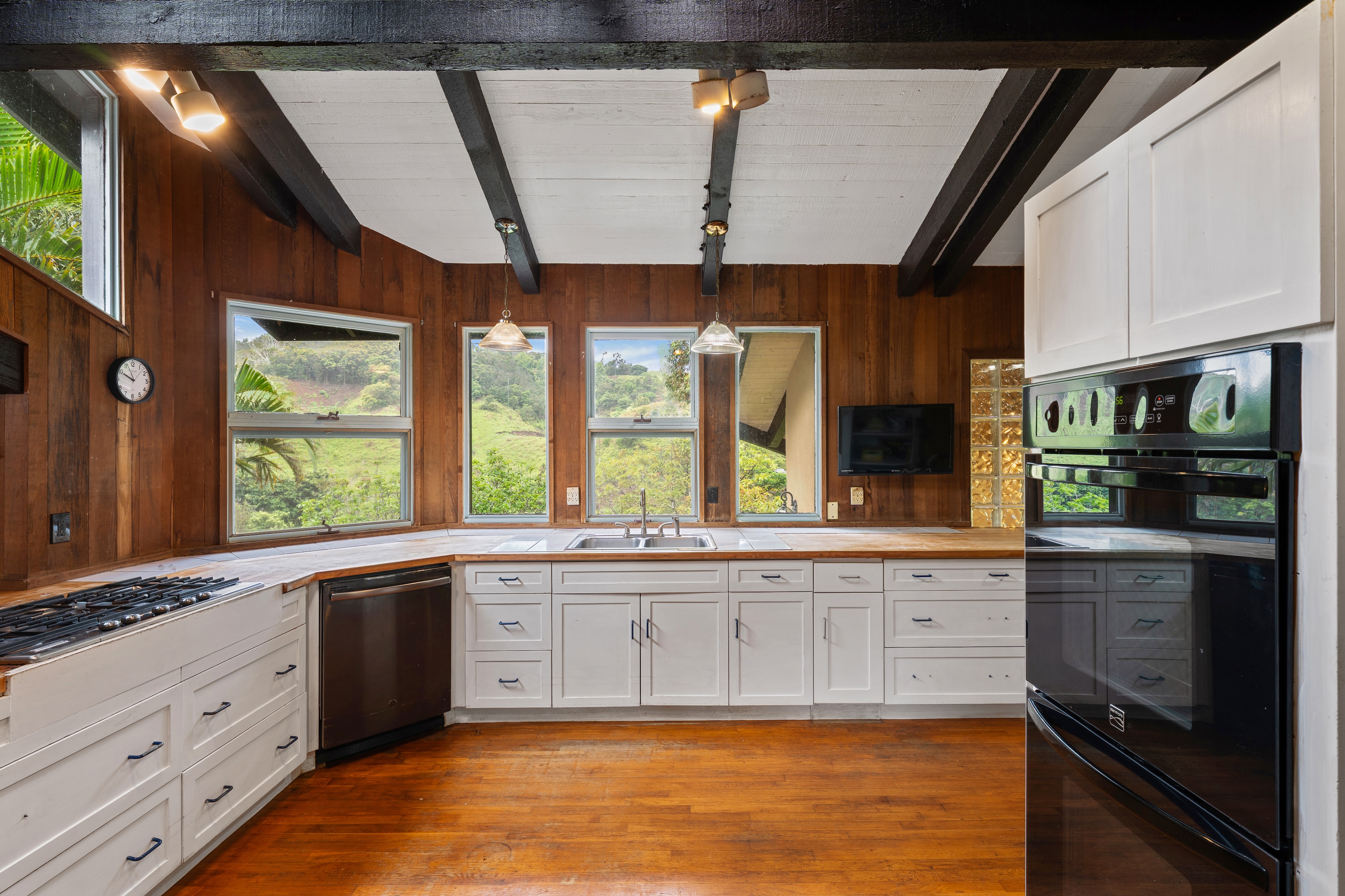  Architectural Haiku Retreat on Nearly 10 Private Acres - 物件實景