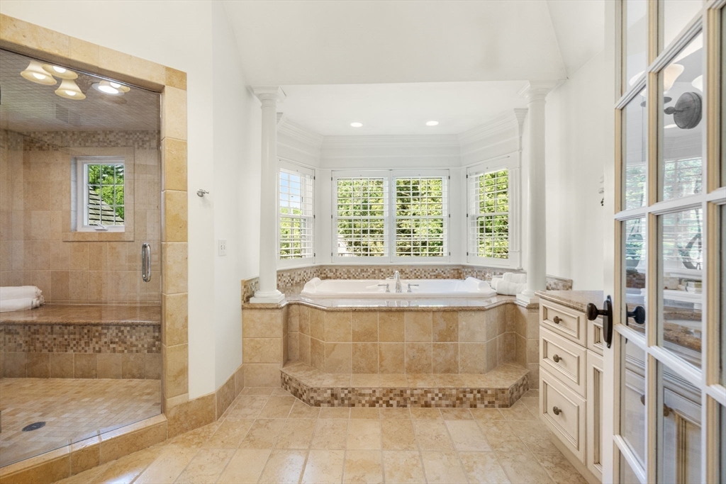 Milton, Massachusetts, 02186, United States, 6 Bedrooms Bedrooms, ,6 BathroomsBathrooms,Residential,For Sale,1940857