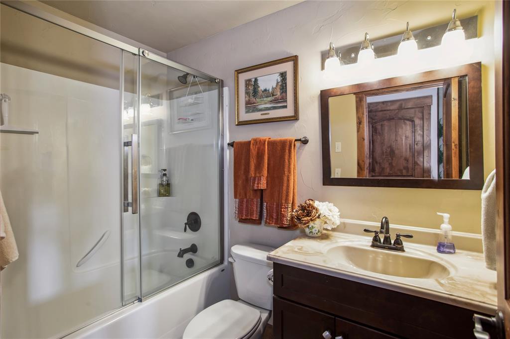 Polson, Montana, 59860, United States, 3 Bedrooms Bedrooms, ,2 BathroomsBathrooms,Residential,For Sale,1983270