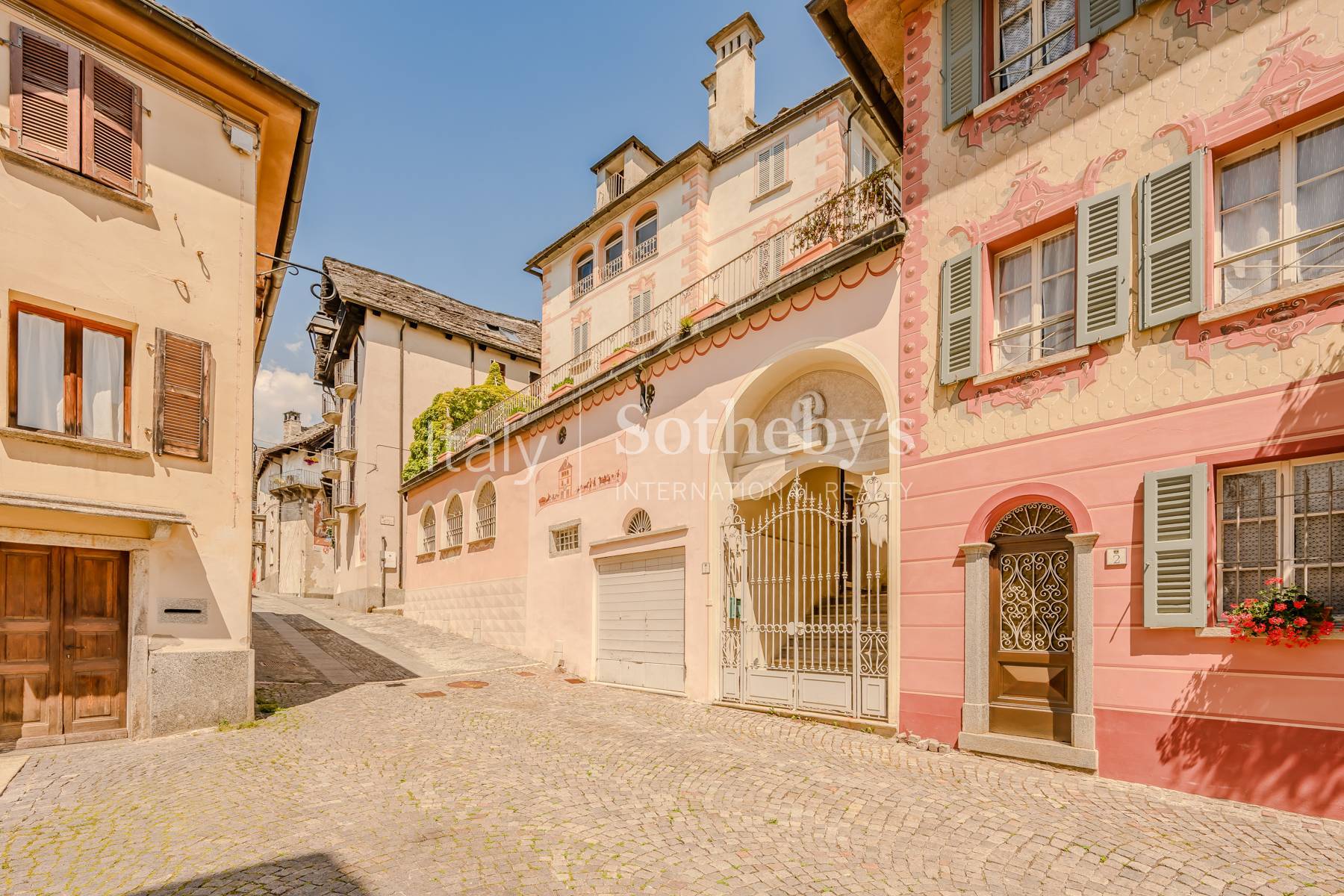 Elegant historic residence just a few kilometres from Switzerland - 物件實景