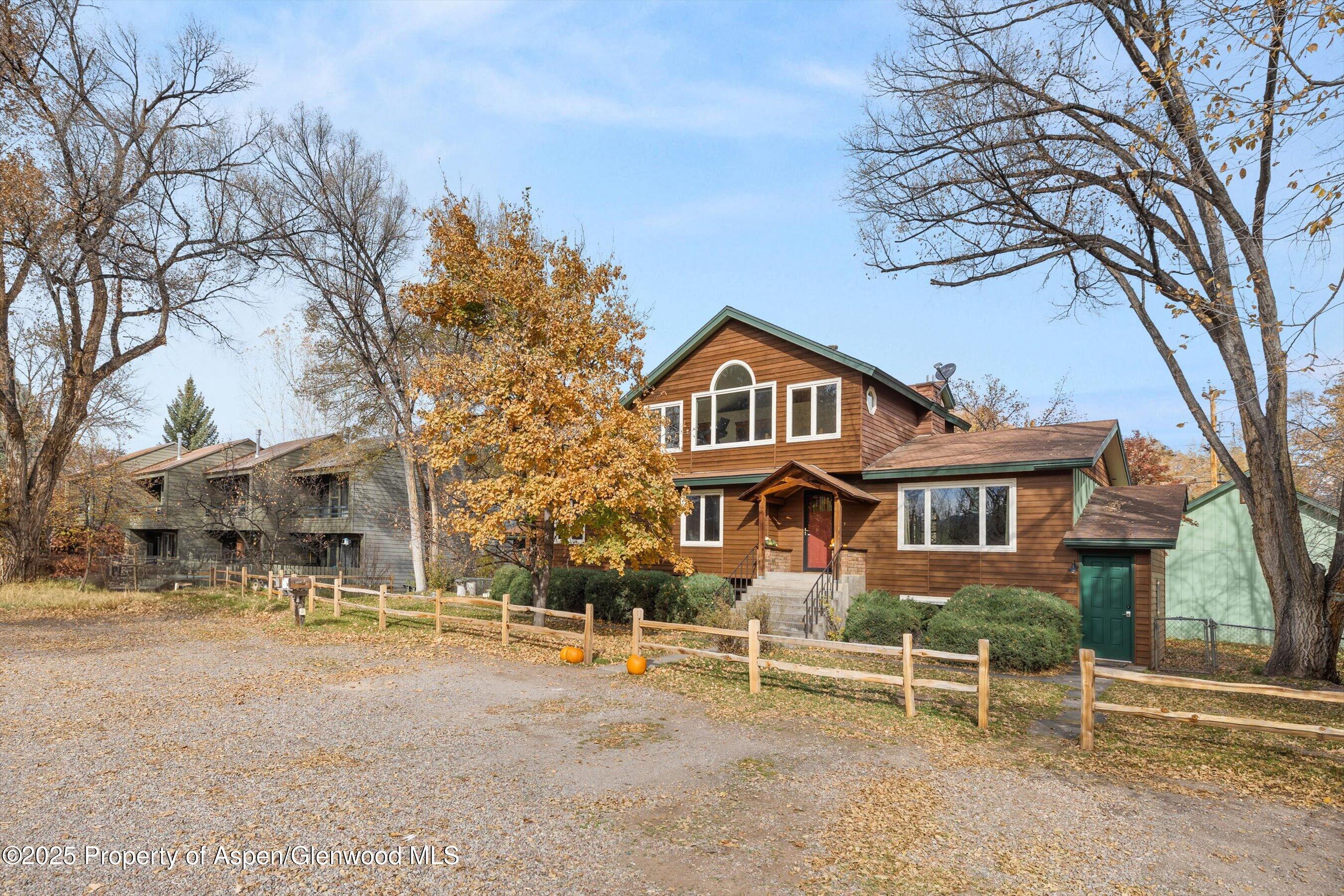 Carbondale, Colorado, 81623, United States, 6 Bedrooms Bedrooms, ,4 BathroomsBathrooms,Residential,For Sale,1986290