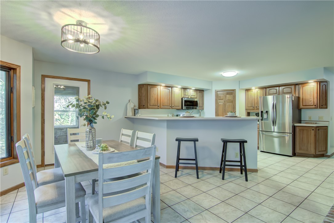 Eau Claire, Wisconsin, 54703, United States, 4 Bedrooms Bedrooms, ,3 BathroomsBathrooms,Residential,For Sale,1992439