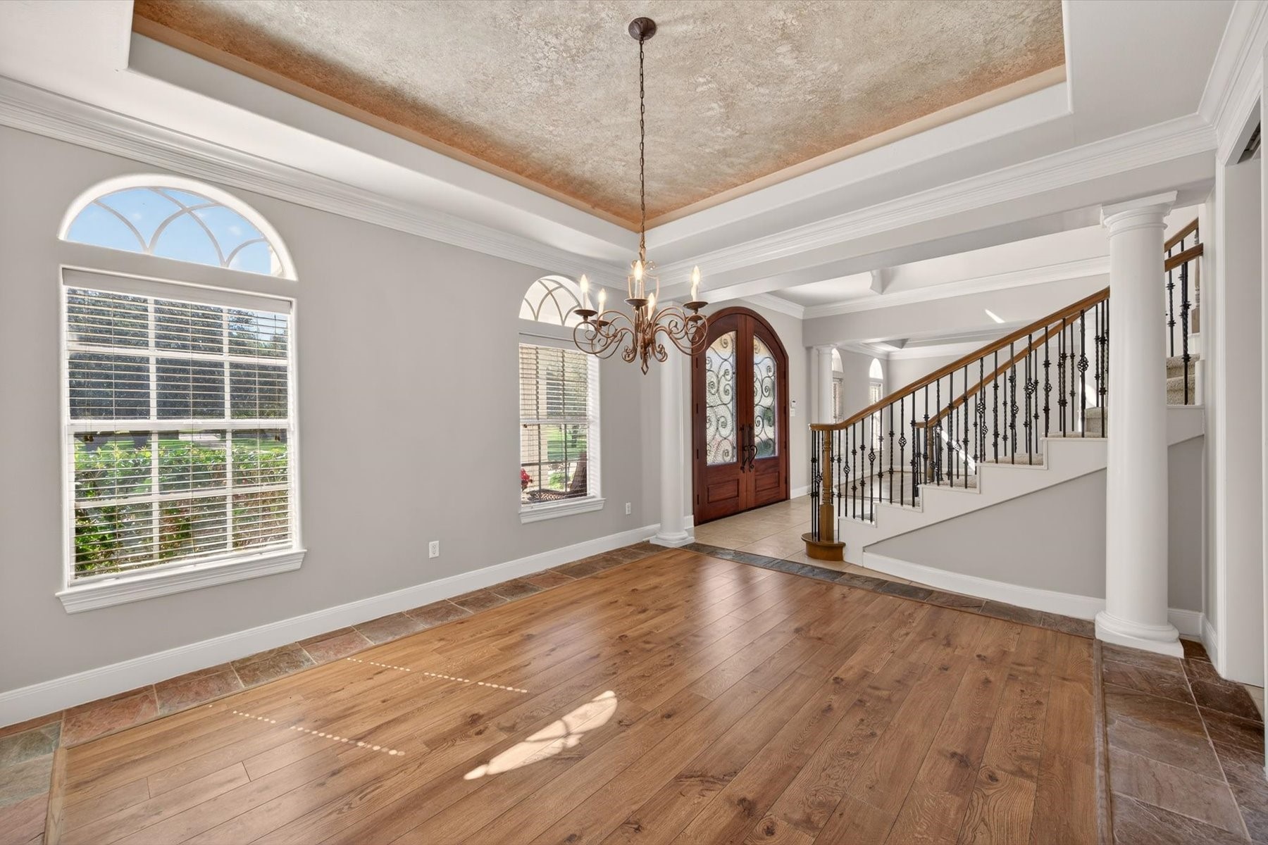  3622 River Forest Drive - 物件實景