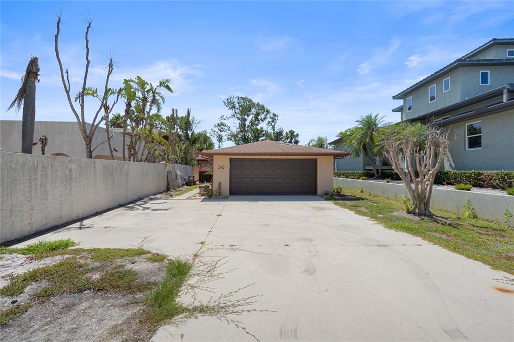 Sarasota, Florida, 34242, United States, 2 Bedrooms Bedrooms, ,2 BathroomsBathrooms,Residential,For Sale,1837643