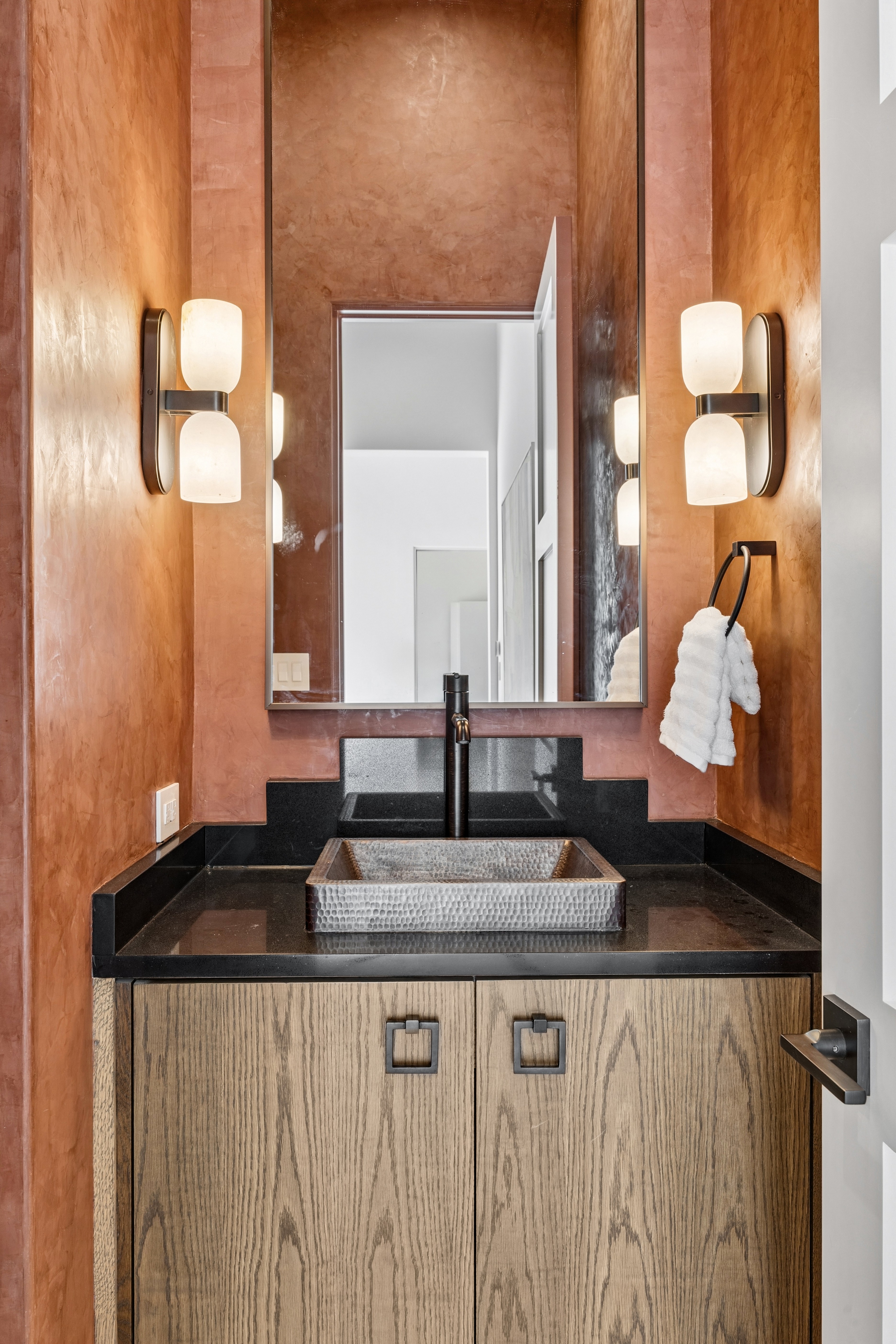  311 Avadene Drive, Irving, TX, 75039 - 物件實景