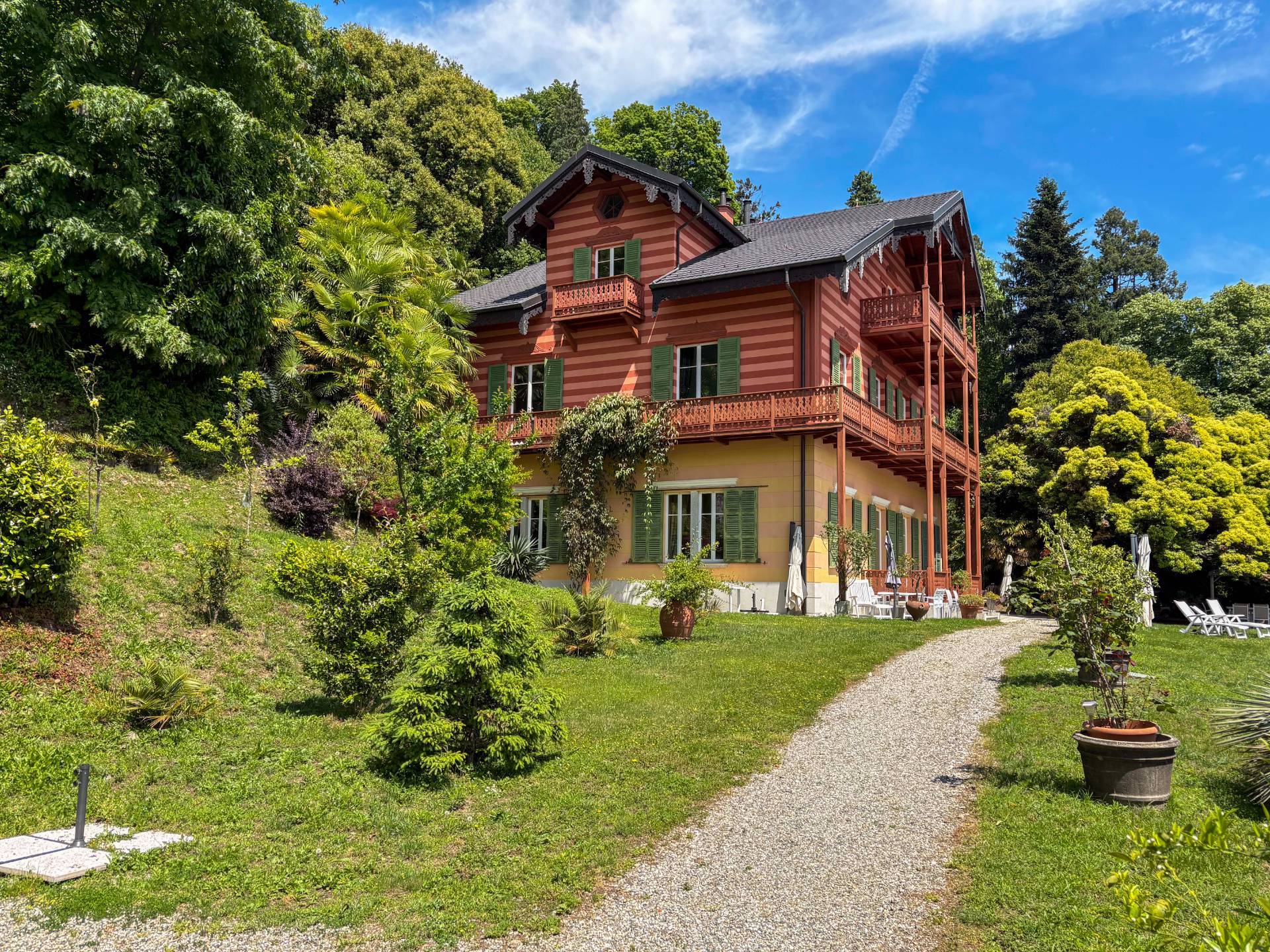 Ghiffa, Verbano-Cusio-Ossola, 28055, IT, 9 Bedrooms Bedrooms, ,11 BathroomsBathrooms,Residential,For Sale,1829137