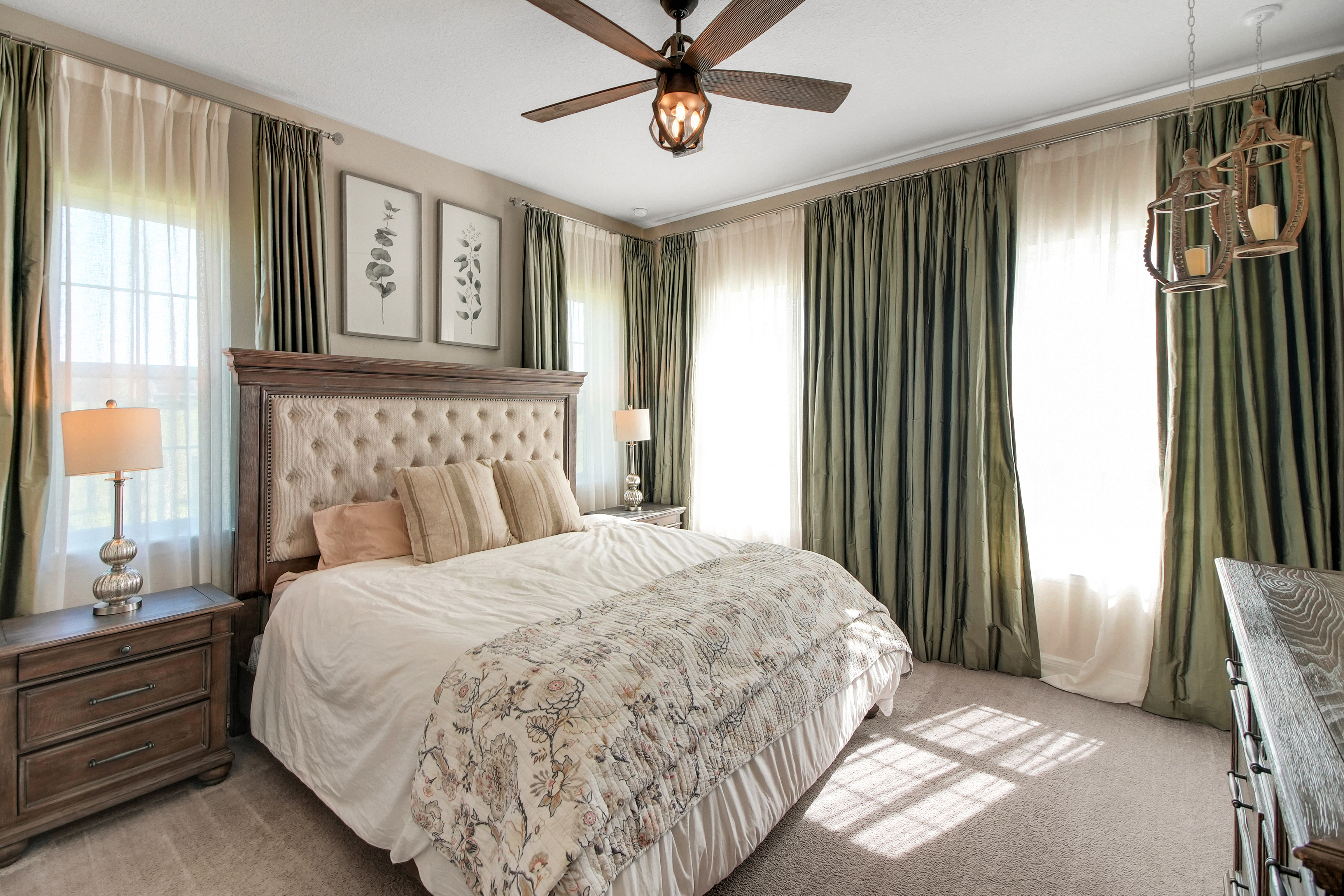 Oxford, Florida, 34484, United States, 4 Bedrooms Bedrooms, ,3 BathroomsBathrooms,Residential,For Sale,1983578