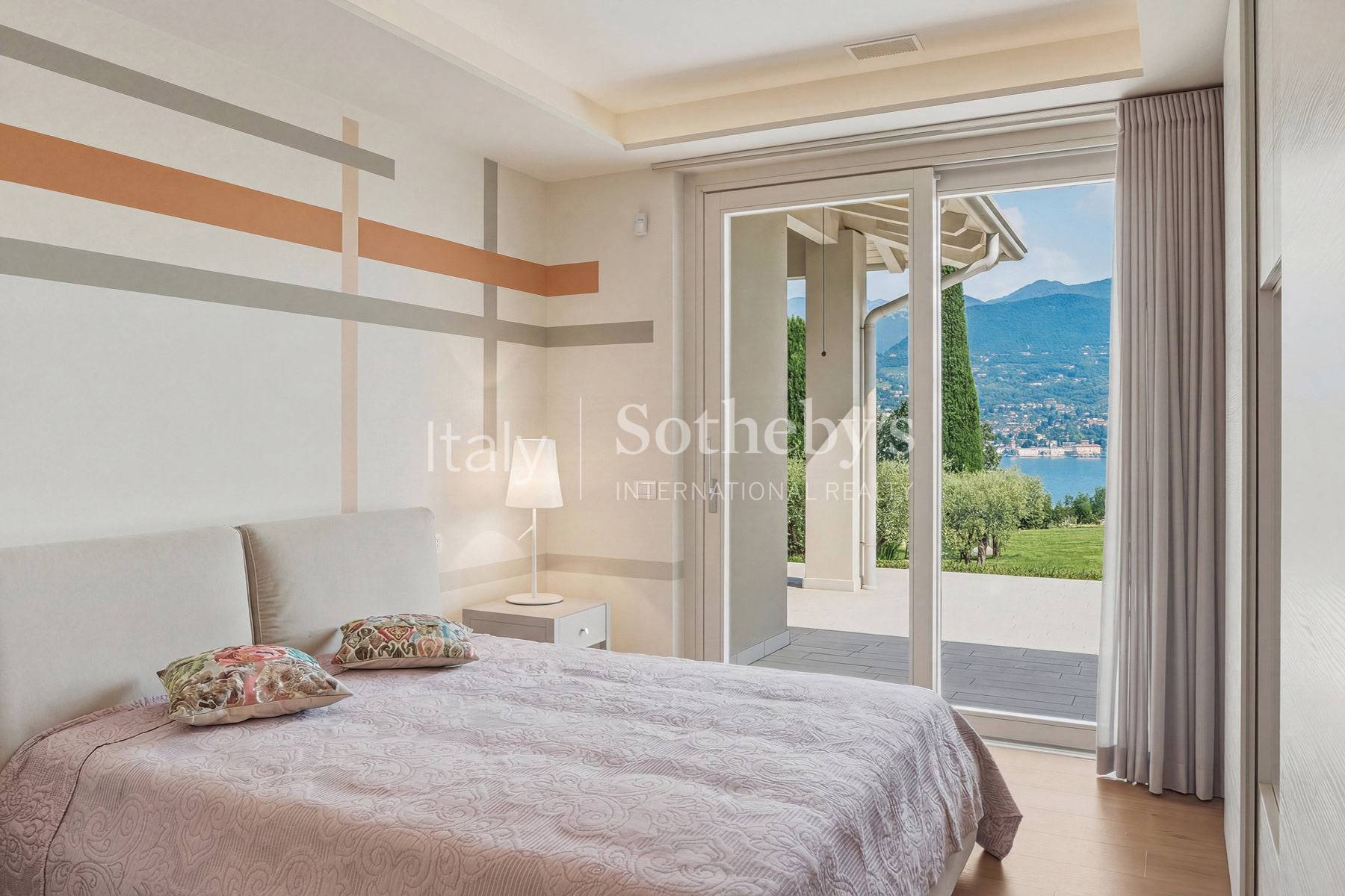  Contemporary Villa with Private Access to Lake Garda - 物件實景