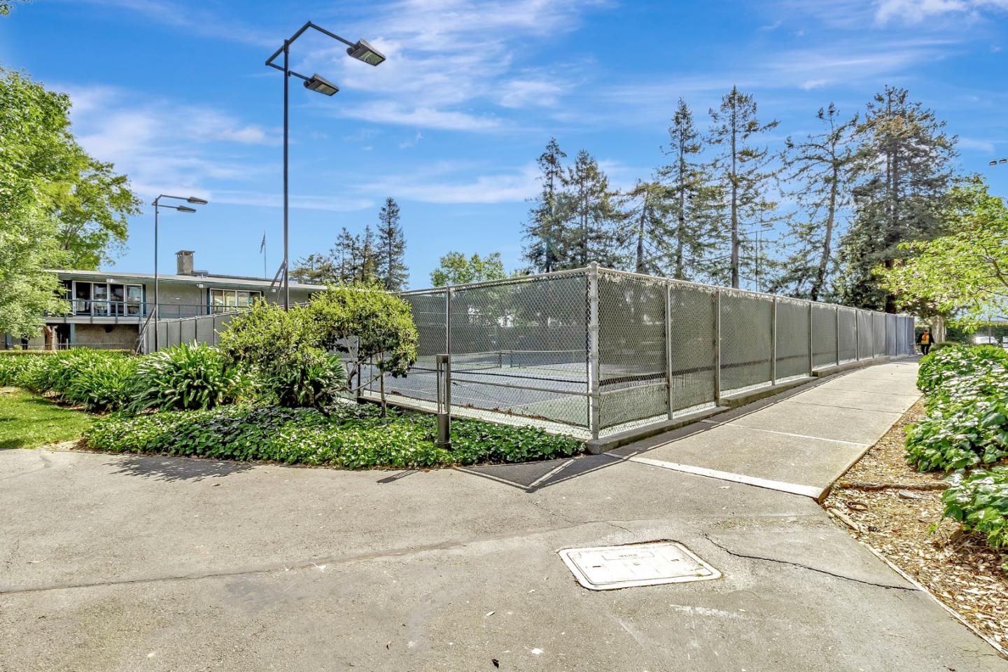 San Mateo, California, 94402, United States, 1 Bedroom Bedrooms, ,1 BathroomBathrooms,Residential,For Sale,1785203