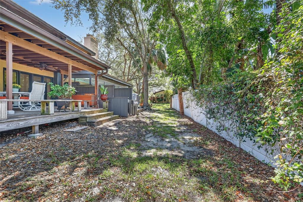 Largo, Florida, 33774, United States, 3 Bedrooms Bedrooms, ,3 BathroomsBathrooms,Residential,For Sale,1965170