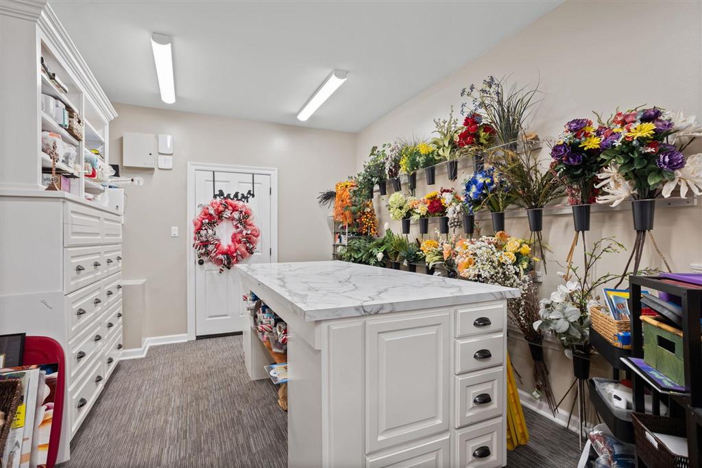 Lake Charles, Louisiana, 70605, United States, 5 Bedrooms Bedrooms, ,8 BathroomsBathrooms,Residential,For Sale,1975237