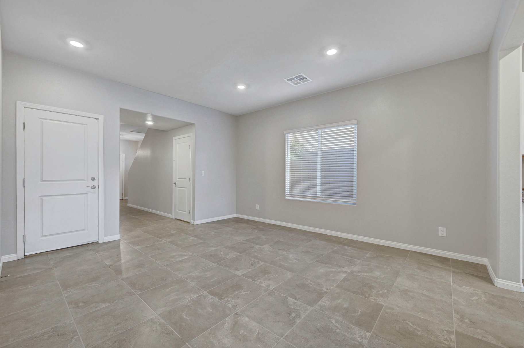  Spacious Valley Vista 5BR with Loft, 3-Car Garage & Premium Lot Size - 物件實景