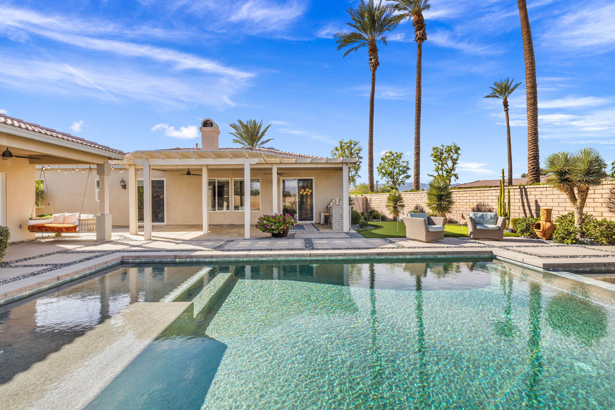 La Quinta, California, 92253, United States, 5 Bedrooms Bedrooms, ,3 BathroomsBathrooms,Residential,For Sale,1998389