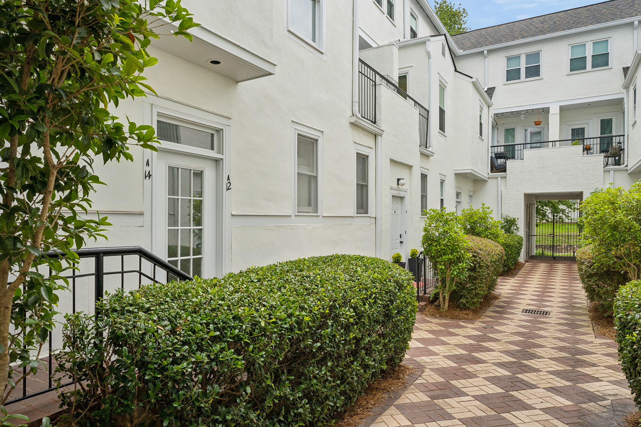  Updated Two-story Condo Tucked inside Intimate Community in Virginia Highland - 物件實景