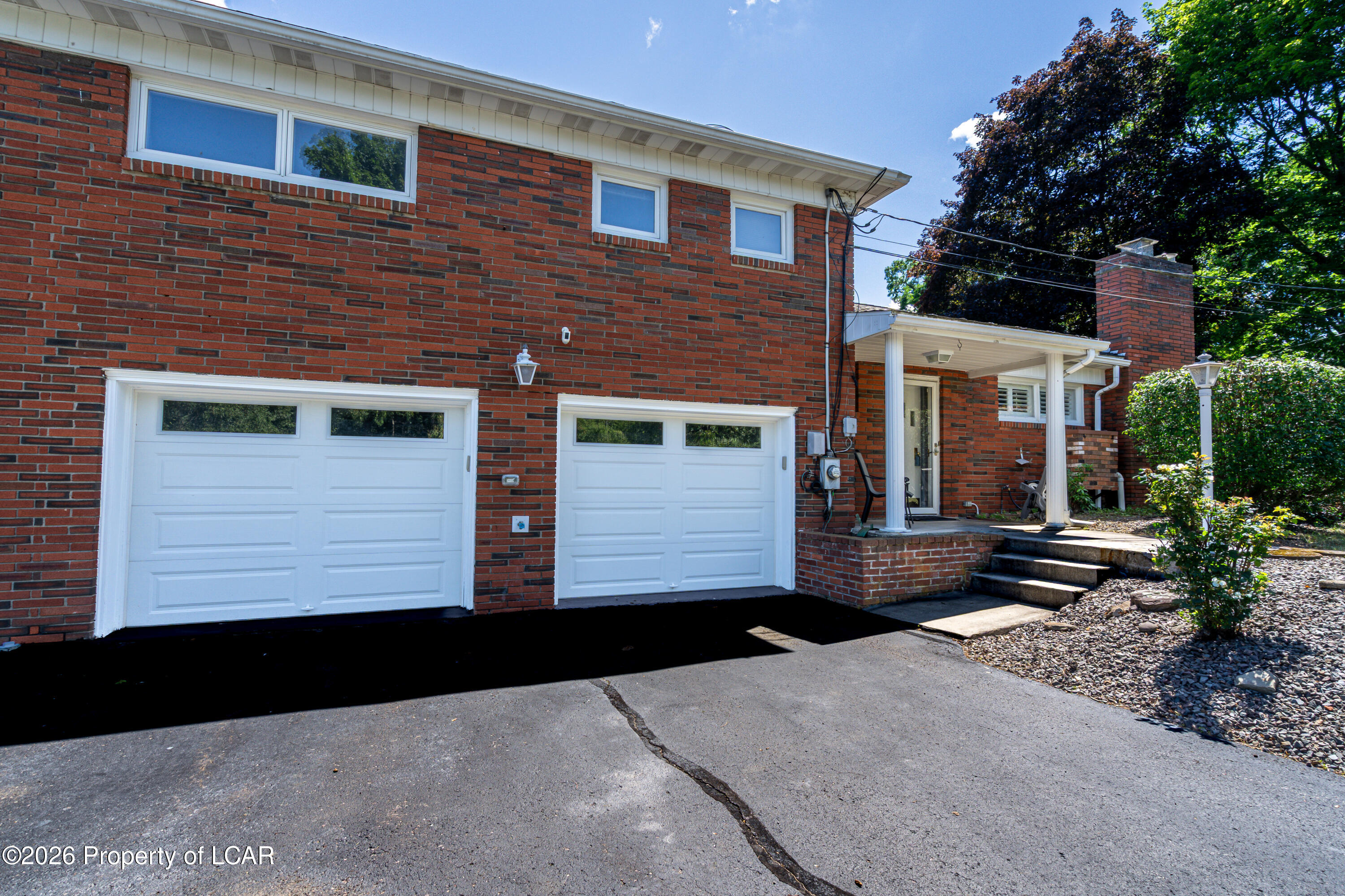 Upper Demunds Rd, Dallas, PA 18612