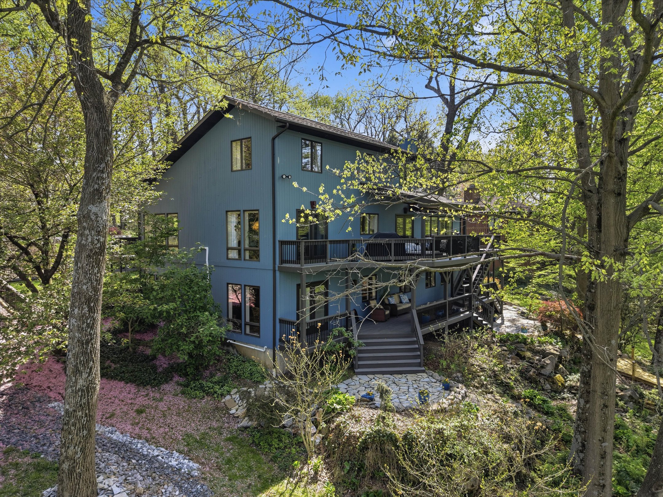  137 E Woods Dr, Lititz, PA - 物件實景