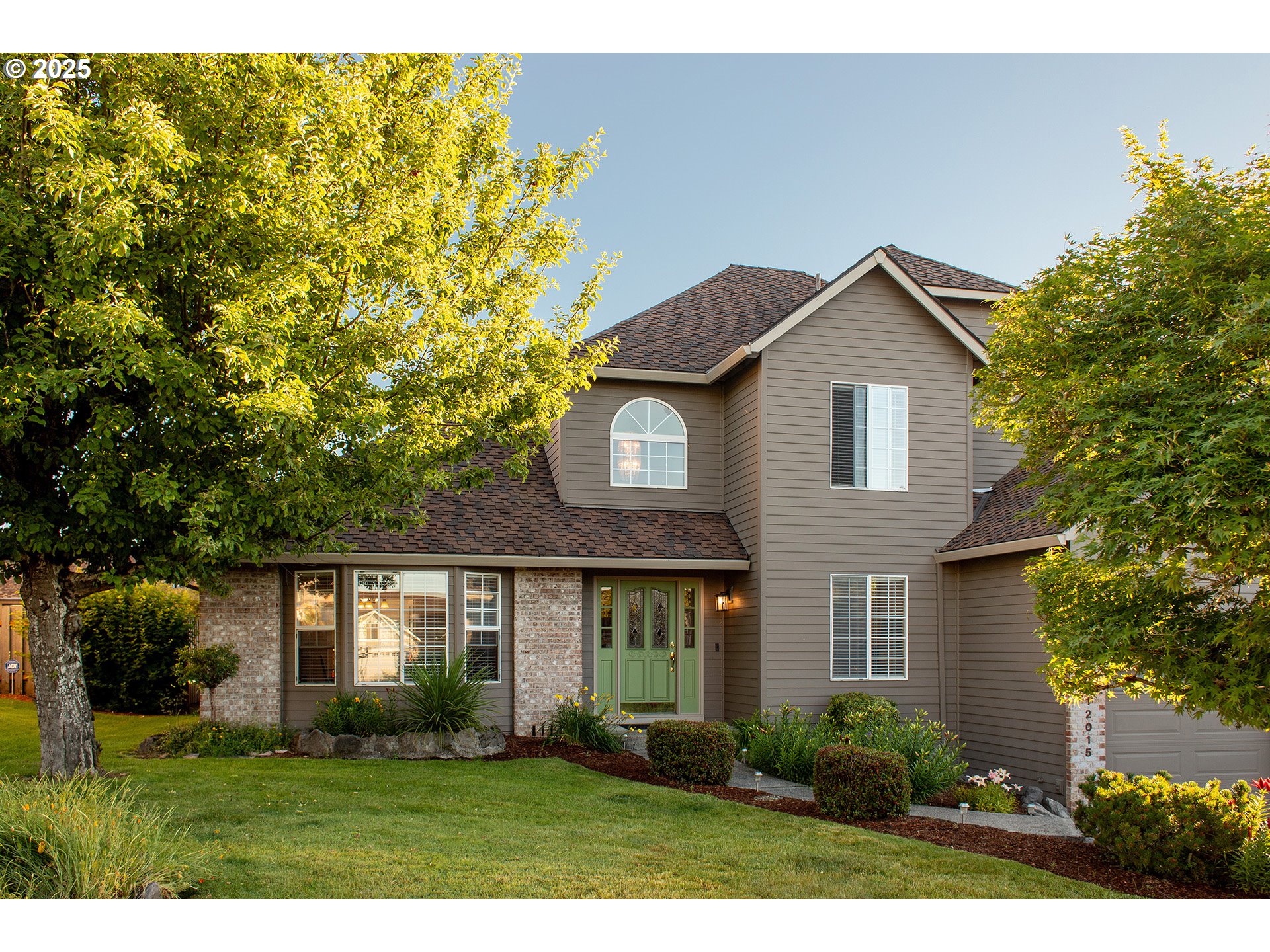 Clackamas, Oregon, 97015, United States, 3 Bedrooms Bedrooms, ,2 BathroomsBathrooms,Residential,For Sale,1868784