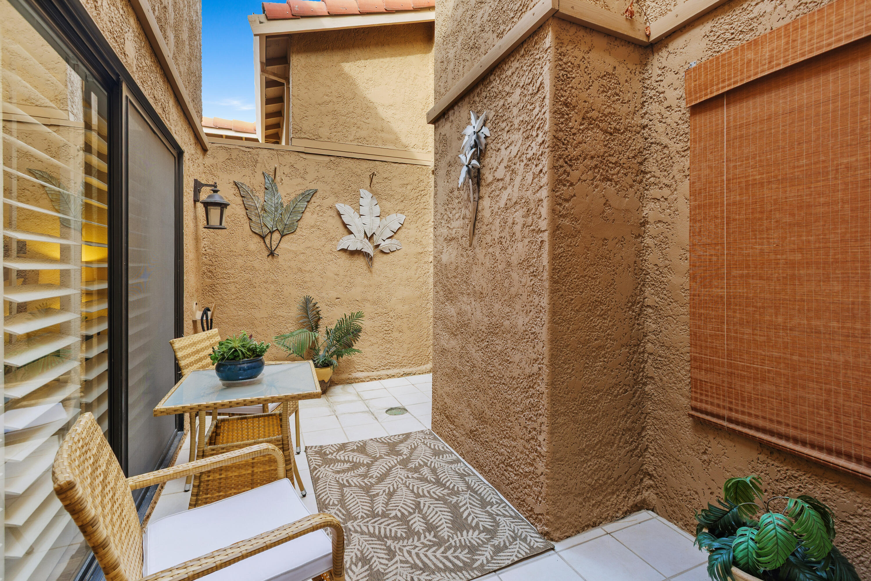 Palm Desert, California, 92260, United States, 3 Bedrooms Bedrooms, ,2 BathroomsBathrooms,Residential,For Sale,1993361