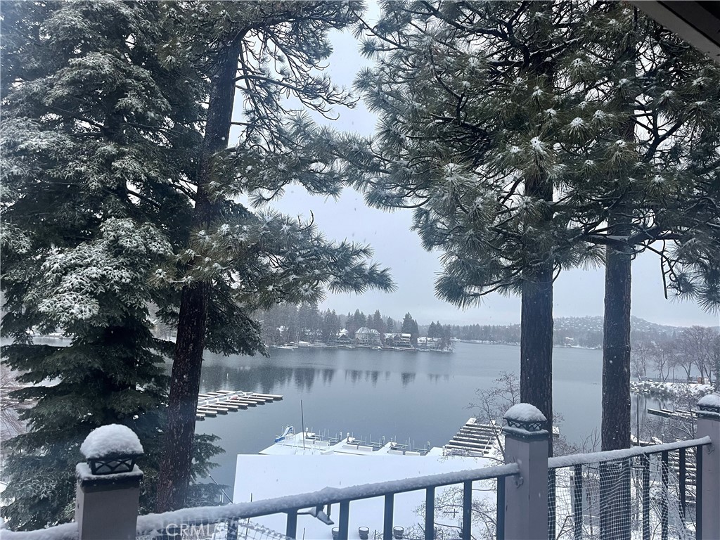 Lake Arrowhead, California, 92352, United States, 3 Bedrooms Bedrooms, ,3 BathroomsBathrooms,Residential,For Sale,1950865
