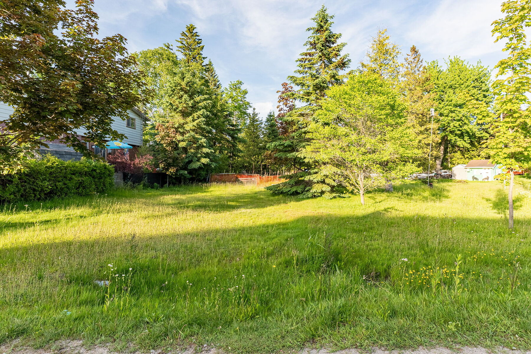  Prime Lot in Wasaga Beach - 物件實景