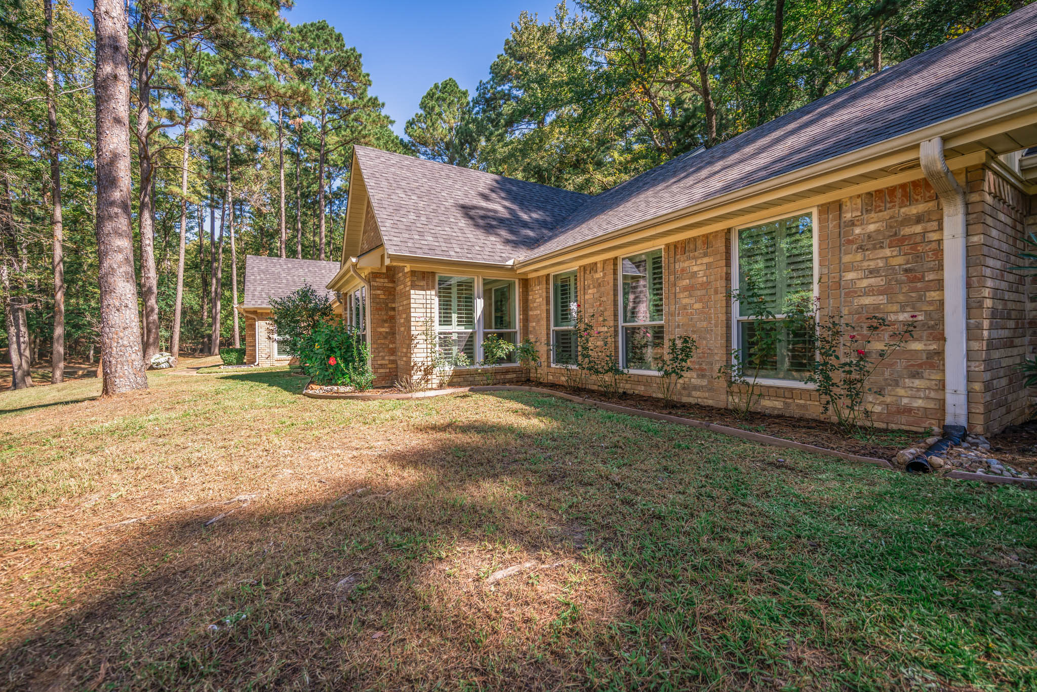 Rusk, Texas, 75785, United States, 4 Bedrooms Bedrooms, ,4 BathroomsBathrooms,Residential,For Sale,1930164