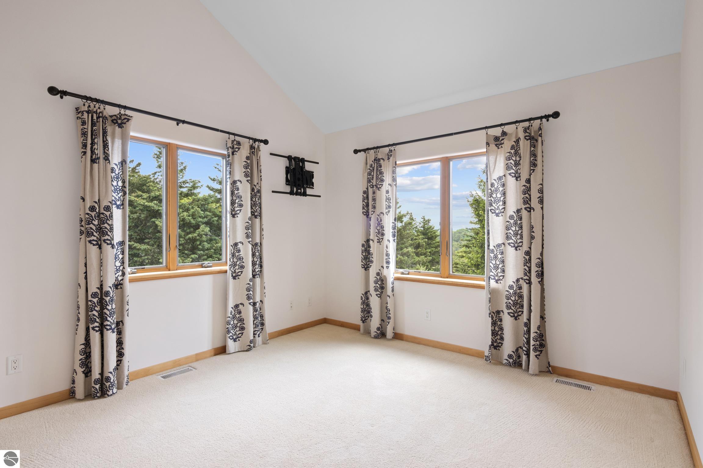 Leland, Michigan, 49654, United States, 3 Bedrooms Bedrooms, ,2 BathroomsBathrooms,Residential,For Sale,1849719