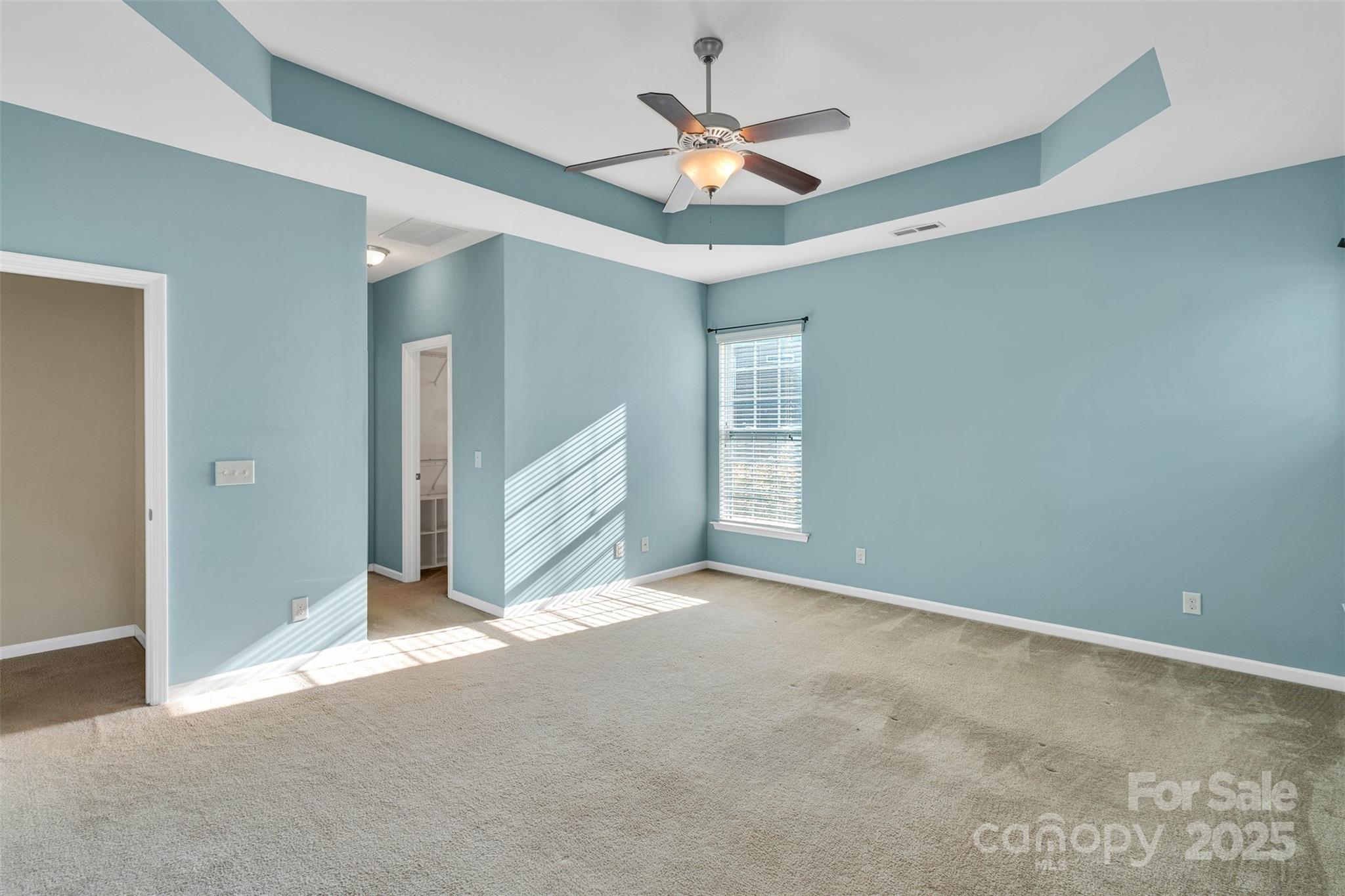 Charlotte, North Carolina, 28278, United States, 3 Bedrooms Bedrooms, ,2 BathroomsBathrooms,Residential,For Sale,1948260