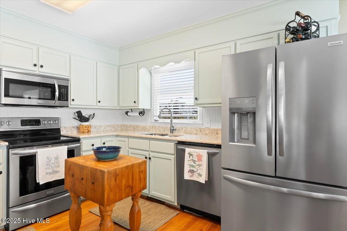 Sunset Beach, North Carolina, 28468, United States, 3 Bedrooms Bedrooms, ,2 BathroomsBathrooms,Residential,For Sale,1895297