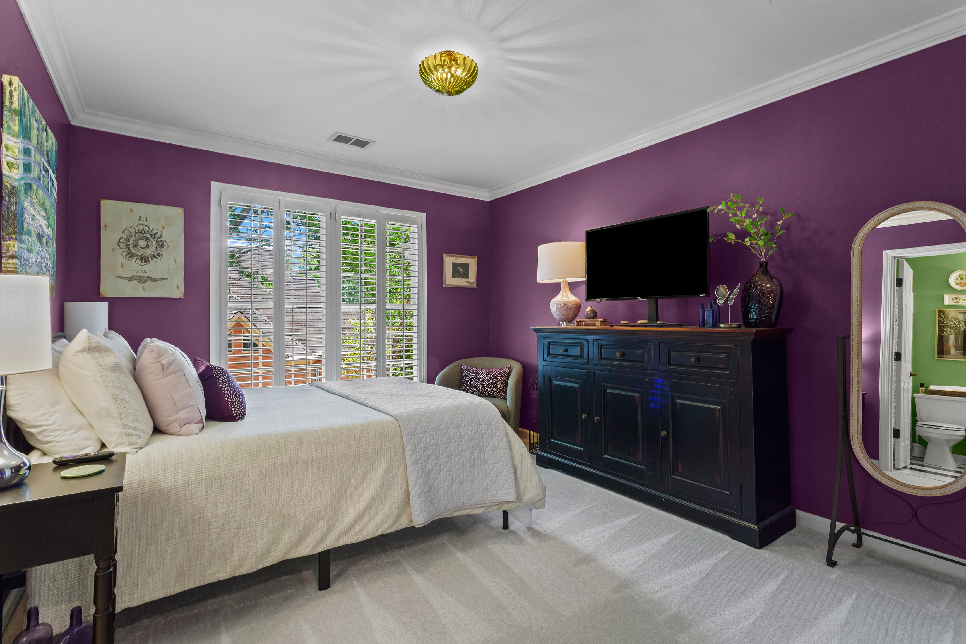  Timeless Elegance in Roswell