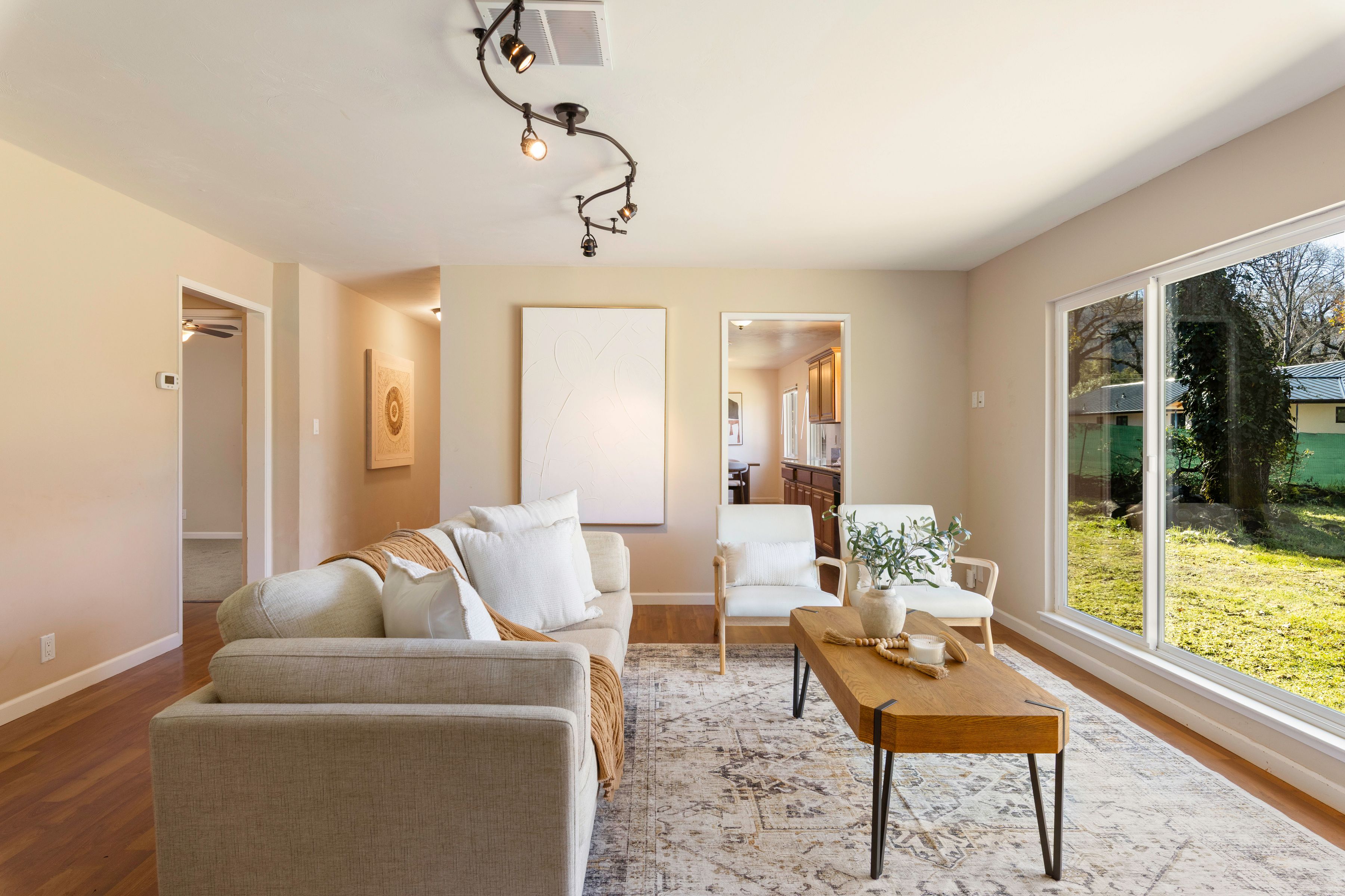  1870 Westlake Drive - 物件實景