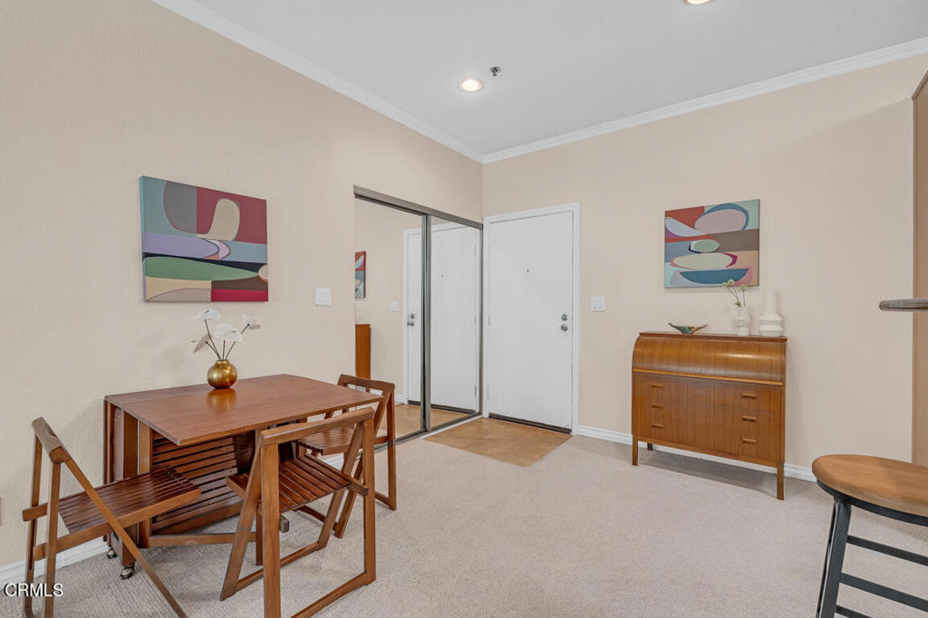 Pasadena, California, 91101, United States, 1 Bedroom Bedrooms, ,1 BathroomBathrooms,Residential,For Sale,1903798