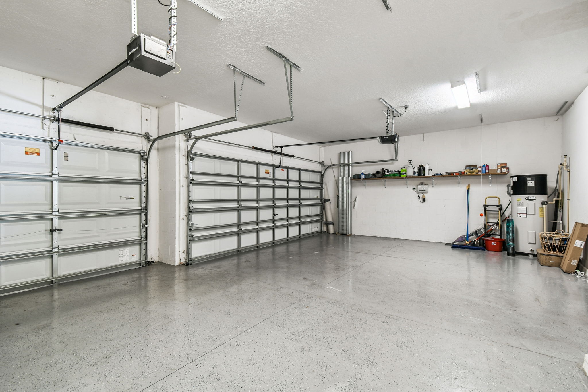 New Port Richey, Florida, 34655, United States, 6 Bedrooms Bedrooms, ,4 BathroomsBathrooms,Residential,For Sale,1980137