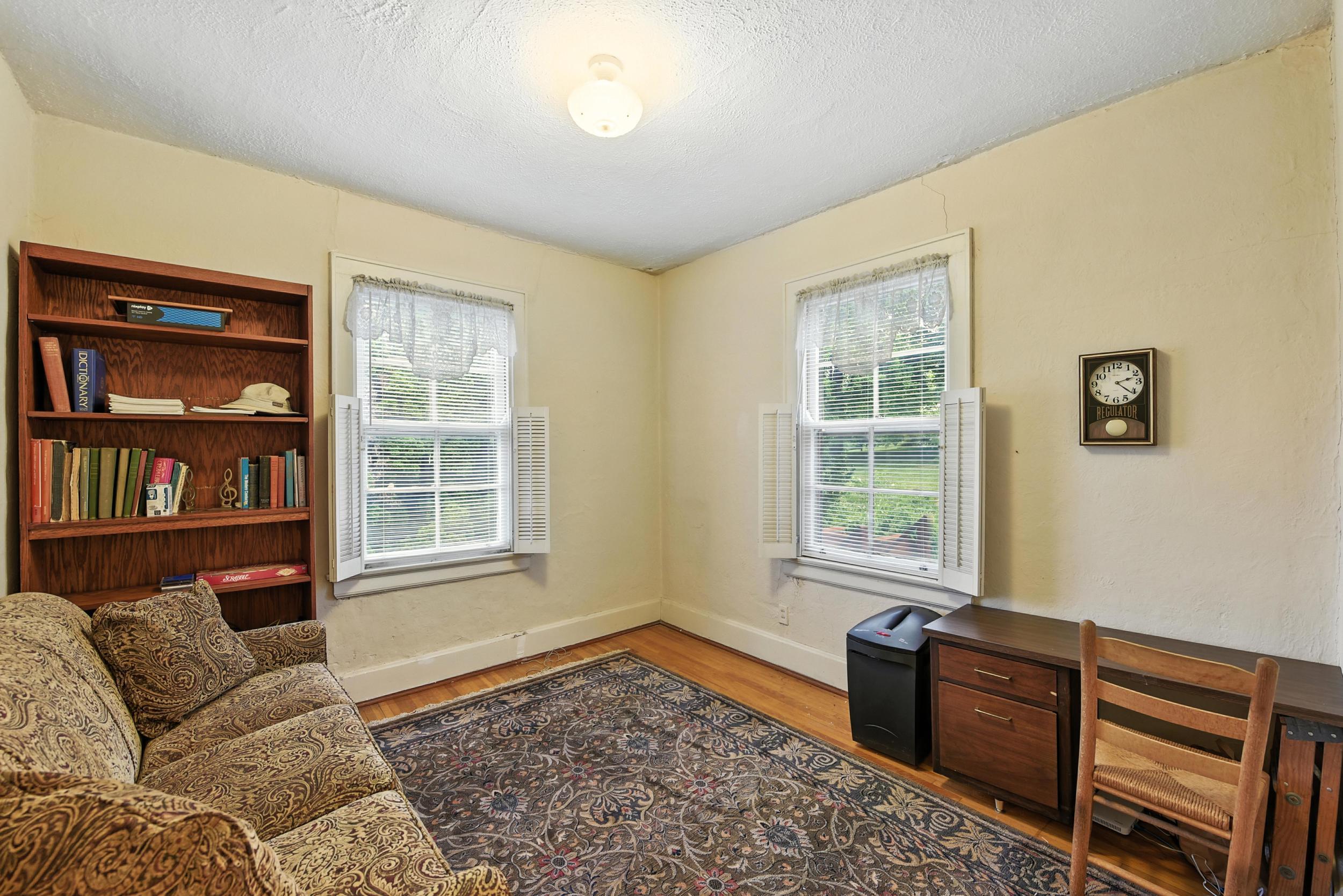 Fort Mitchell, Kentucky, 41017, United States, 3 Bedrooms Bedrooms, ,3 BathroomsBathrooms,Residential,For Sale,1901378