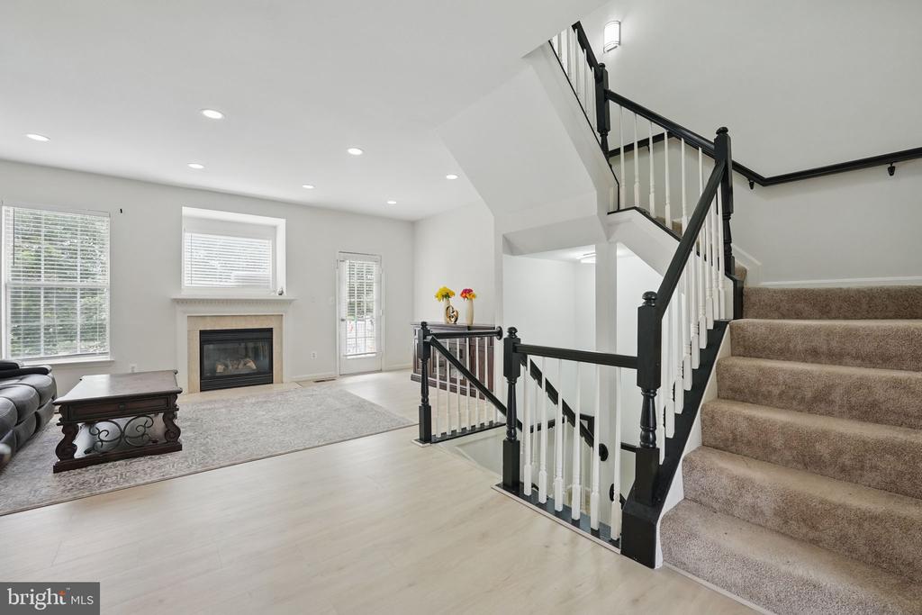 Ashburn, Virginia, 20147, United States, 3 Bedrooms Bedrooms, ,4 BathroomsBathrooms,Residential,For Sale,1850747