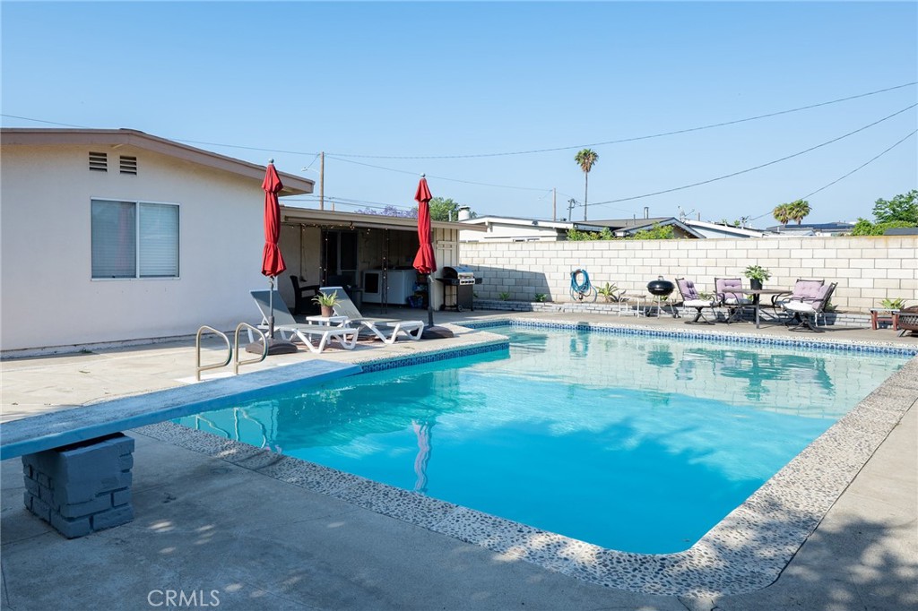 Garden Grove, California, 92841, United States, 4 Bedrooms Bedrooms, ,2 BathroomsBathrooms,Residential,For Sale,1846851