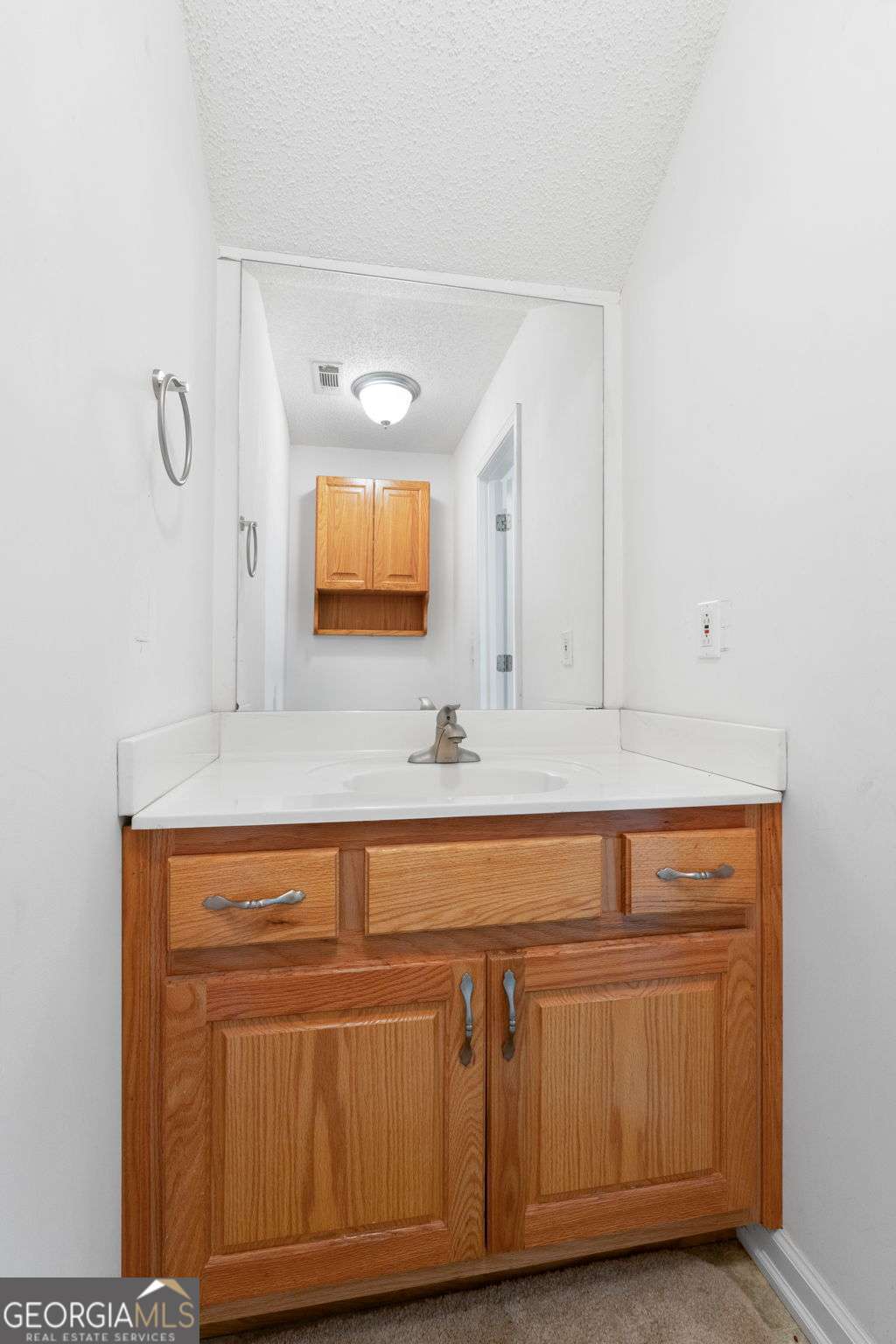 Jackson, Georgia, 30233, United States, 4 Bedrooms Bedrooms, ,3 BathroomsBathrooms,Residential,For Sale,1904373