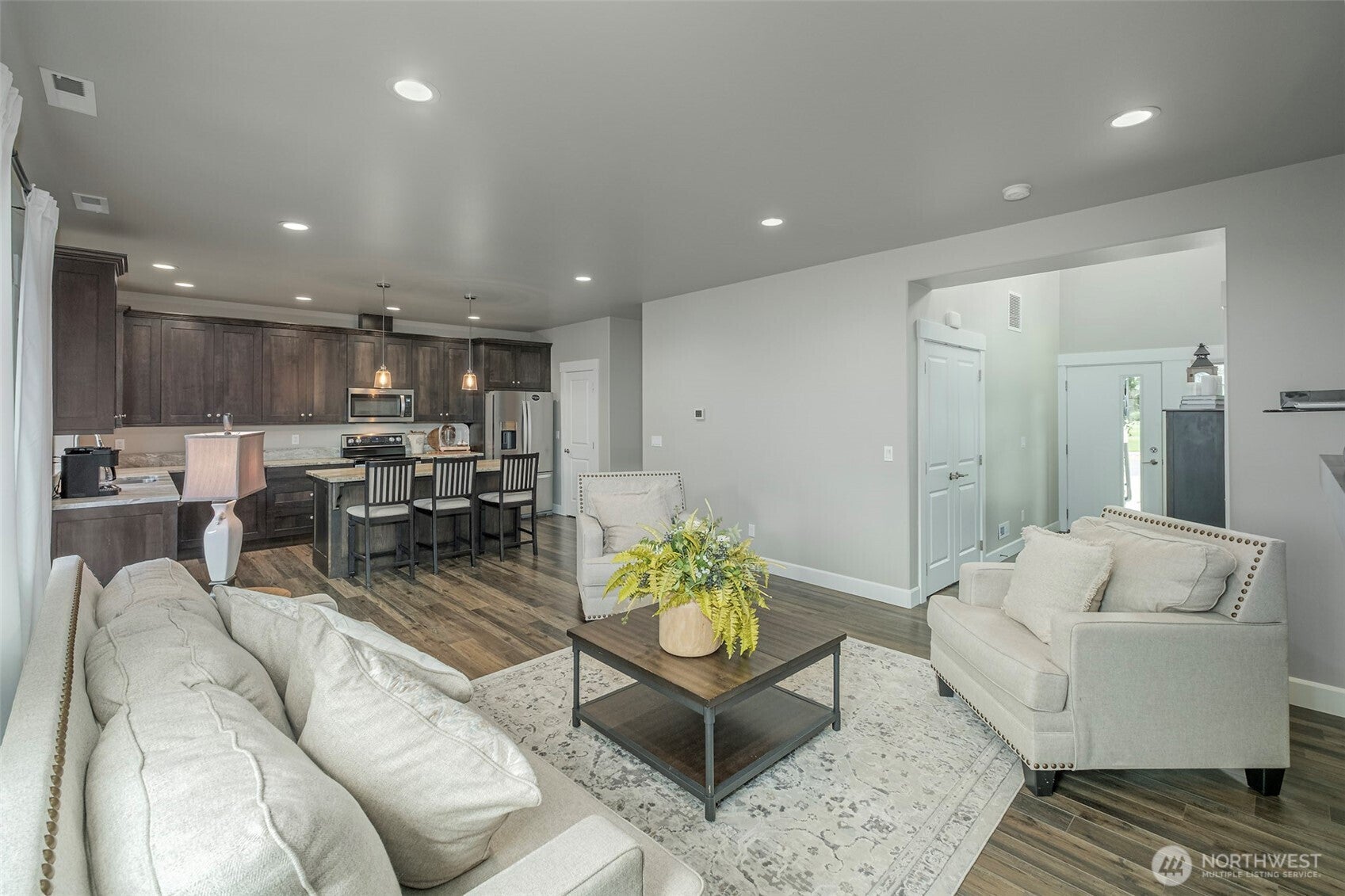 Wenatchee, Washington, 98801, United States, 3 Bedrooms Bedrooms, ,3 BathroomsBathrooms,Residential,For Sale,1911127