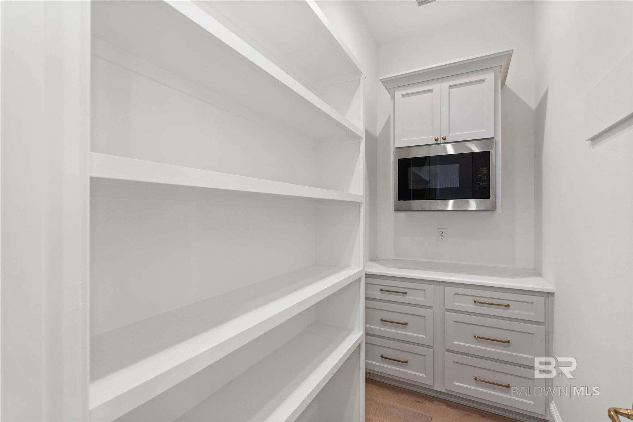 Fairhope, Alabama, 36532, United States, 4 Bedrooms Bedrooms, ,4 BathroomsBathrooms,Residential,For Sale,1838999