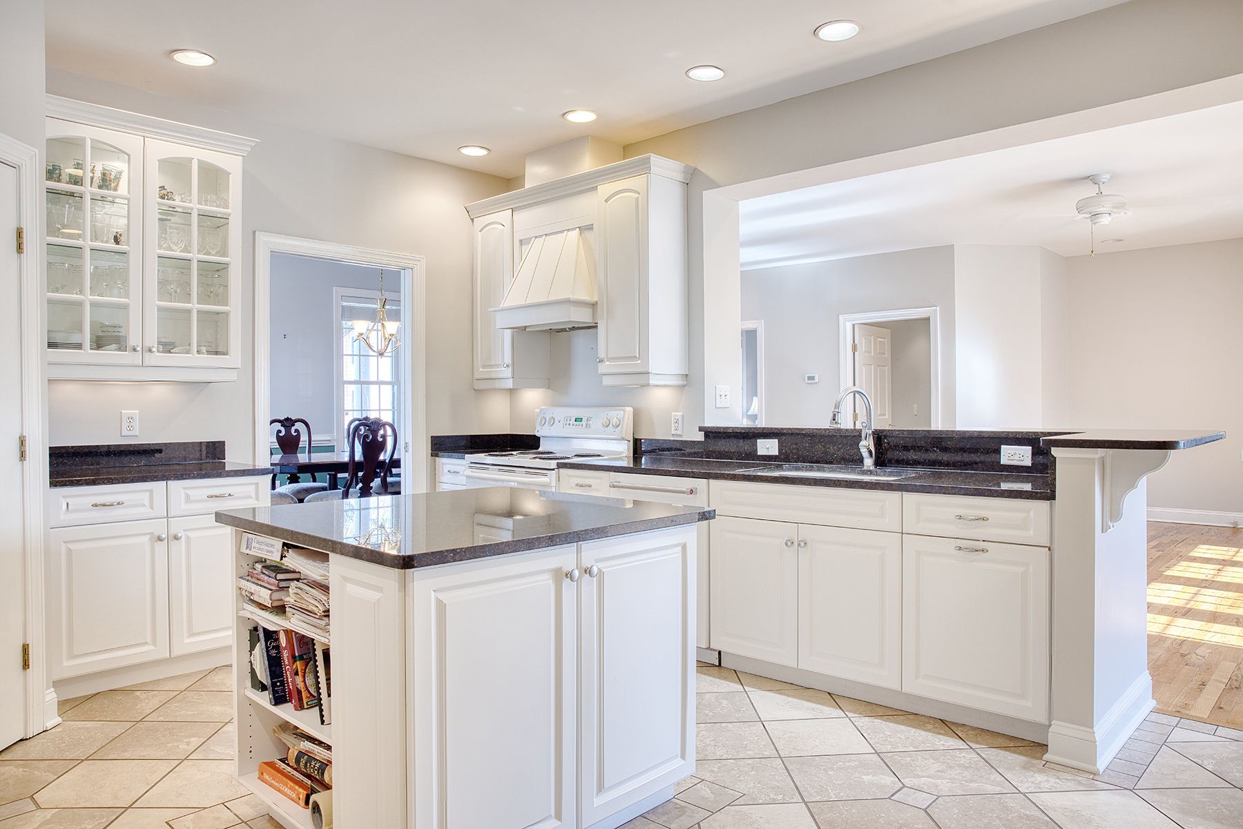  109 Fifth Avenue South, Kure Beach, NC 28449 - 物件實景