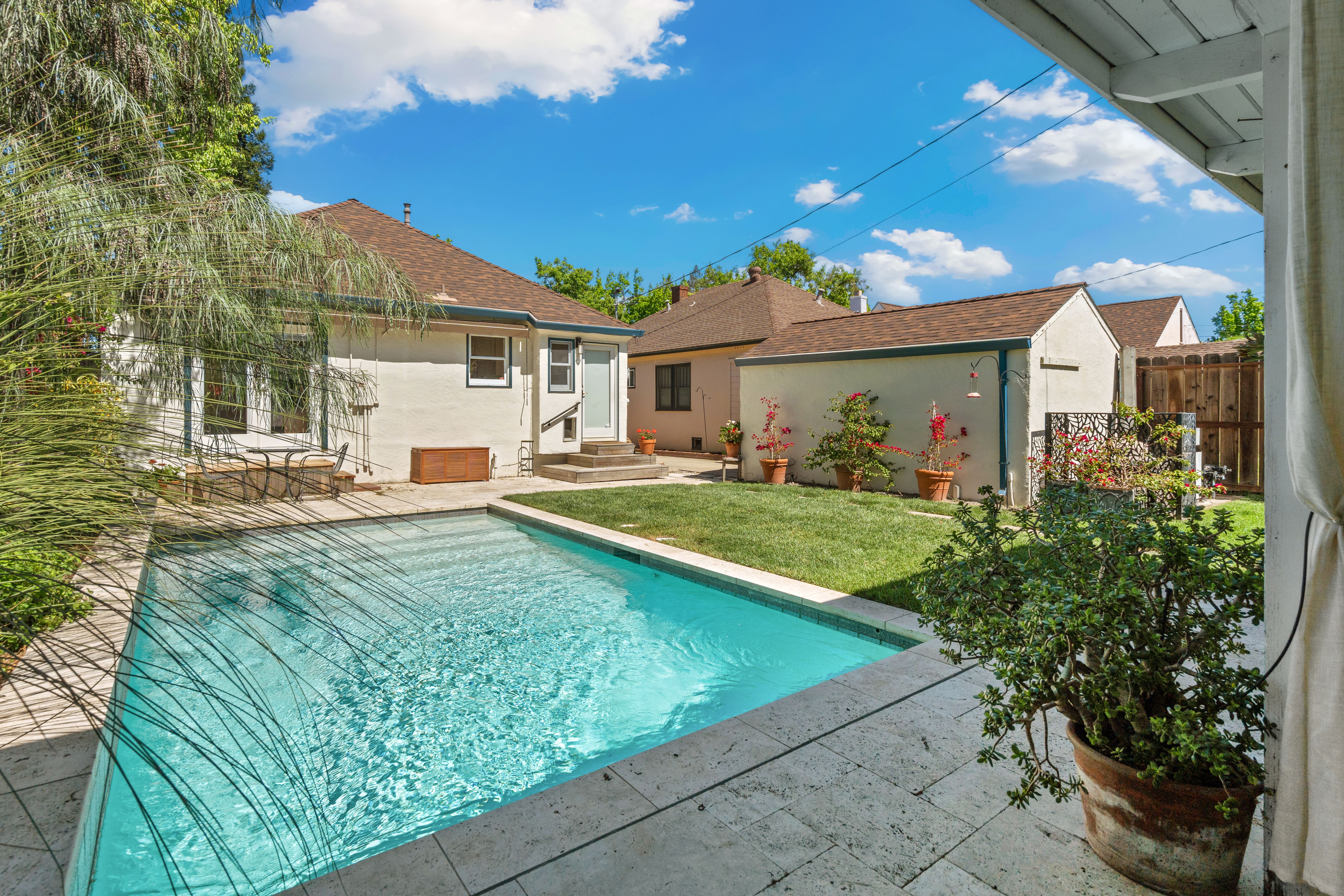  5032 8th Avenue, Sacramento, CA 95820 - 物件實景