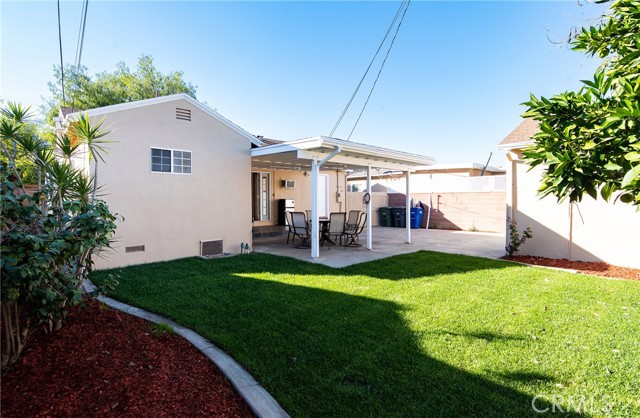 Lakewood, California, 90712, United States, 3 Bedrooms Bedrooms, ,2 BathroomsBathrooms,Residential,For Sale,1986109