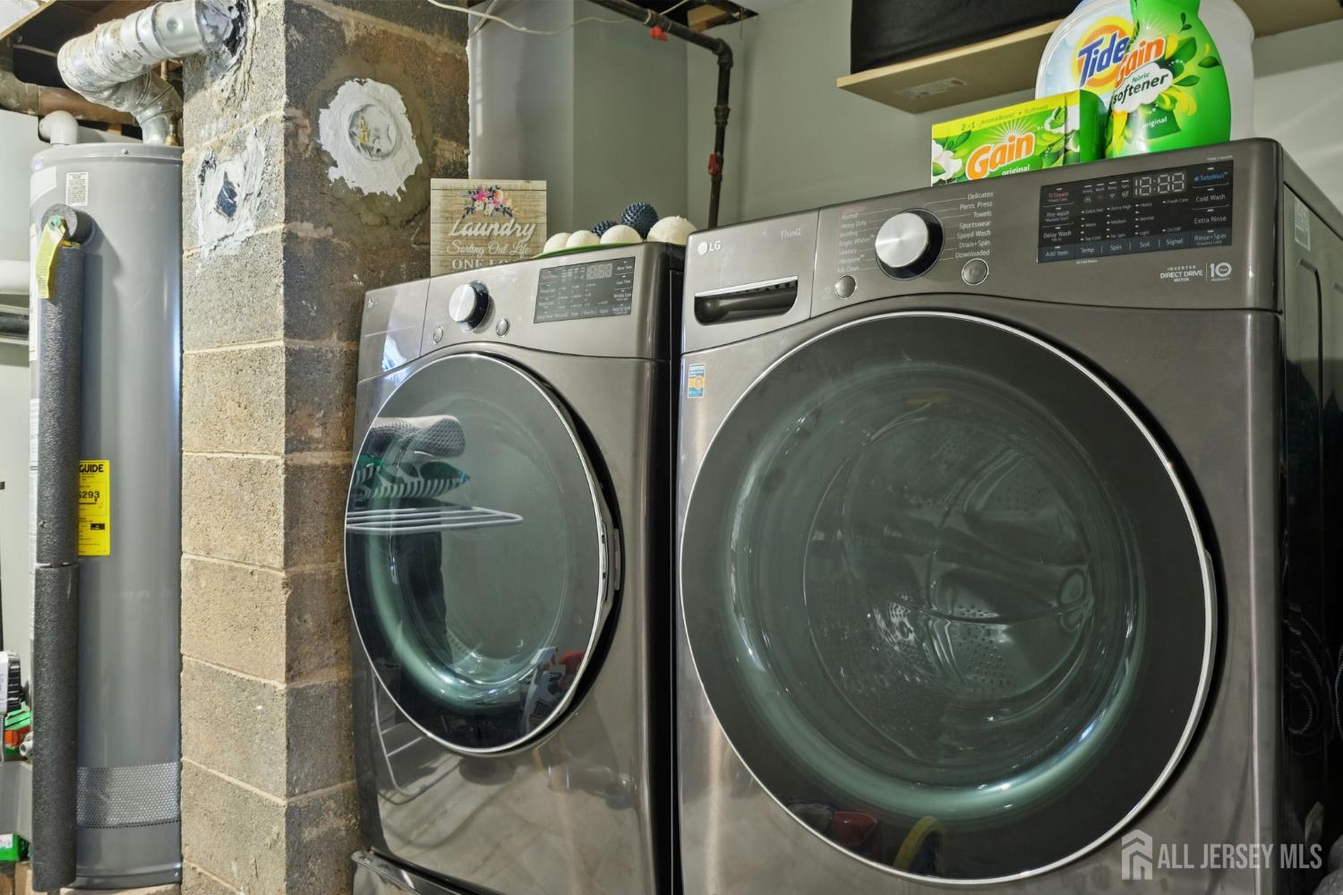 Woodbridge Proper, New Jersey, 07095, United States, 3 Bedrooms Bedrooms, ,3 BathroomsBathrooms,Residential,For Sale,1997367