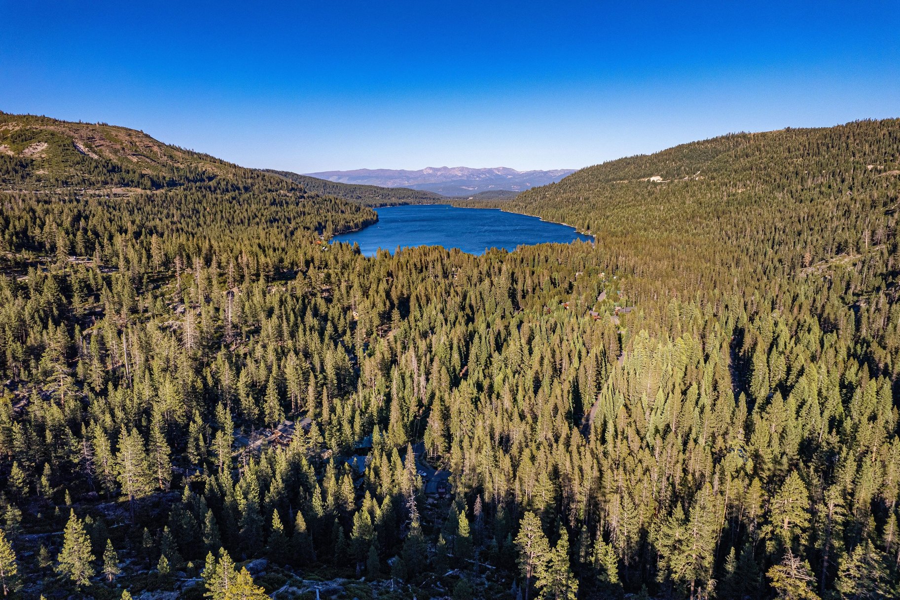  West Donner Lake Retreat - 物件實景