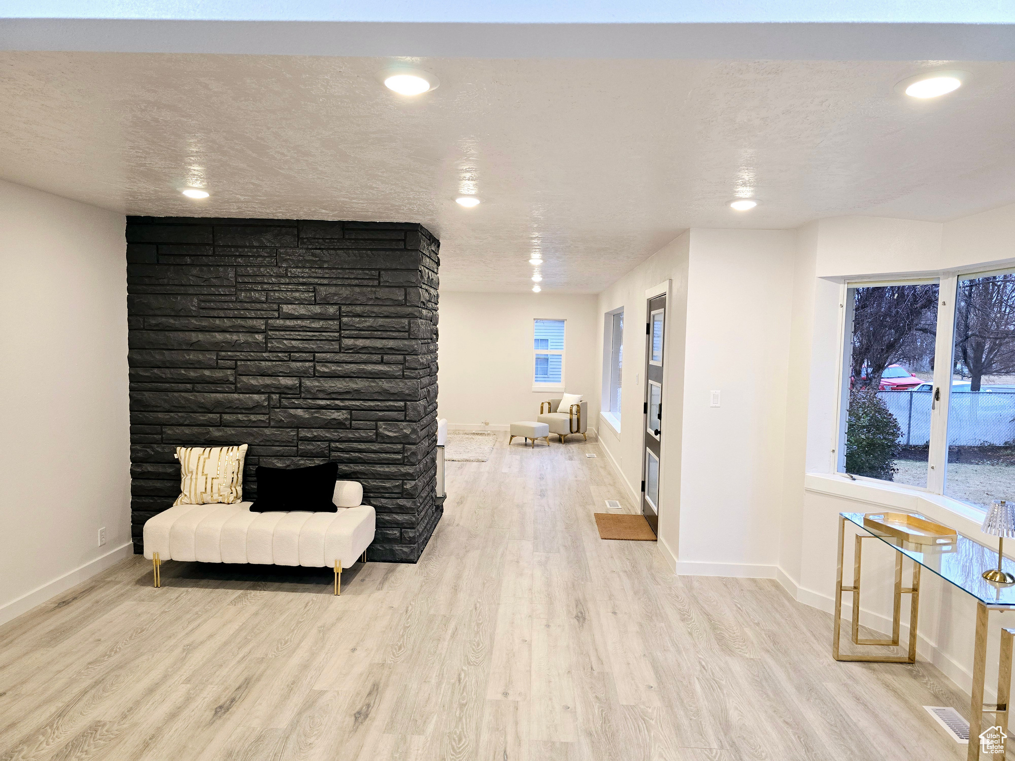Riverton, Utah, 84065, United States, 6 Bedrooms Bedrooms, ,1 BathroomBathrooms,Residential,For Sale,1709565