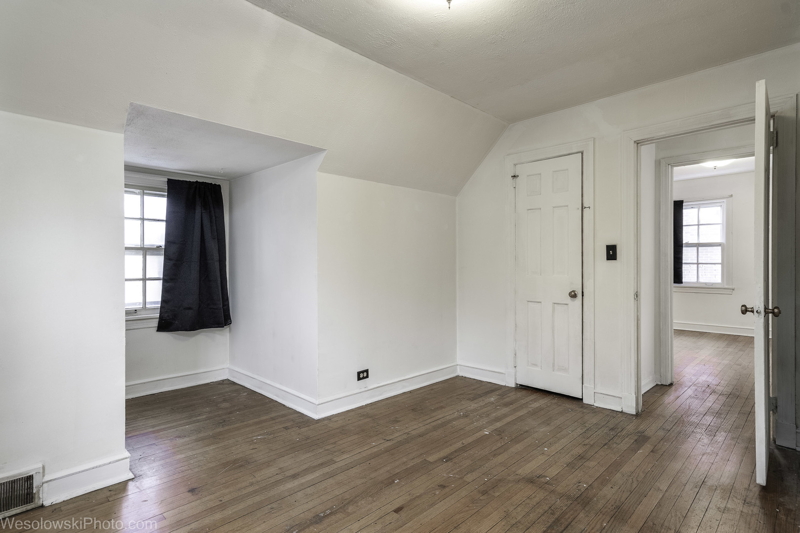 Chicago, Illinois, 60646, United States, 4 Bedrooms Bedrooms, ,2 BathroomsBathrooms,Residential,For Sale,2012084