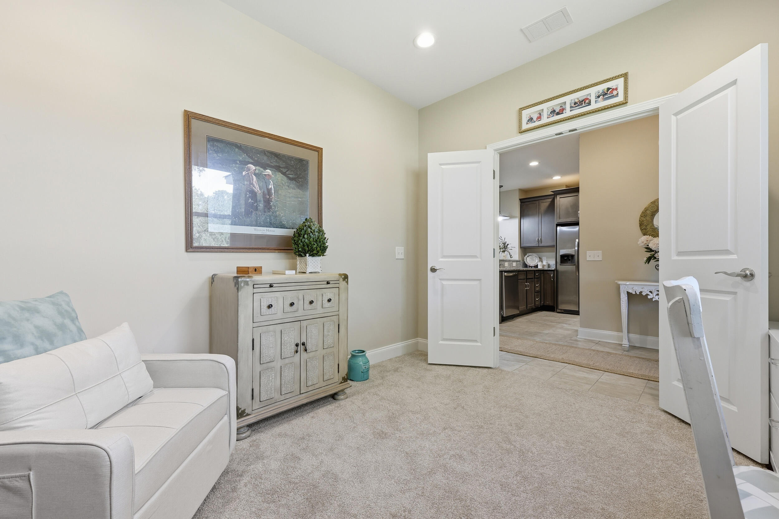 Mount Pleasant, South Carolina, 29466, United States, 3 Bedrooms Bedrooms, ,2 BathroomsBathrooms,Residential,For Sale,1992922