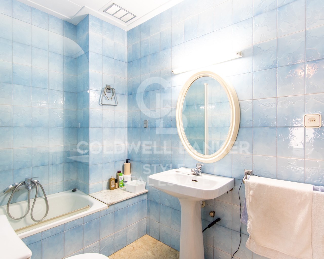 Terrassa, Catalonia, ES, 5 Bedrooms Bedrooms, ,3 BathroomsBathrooms,Residential,For Sale,1856765