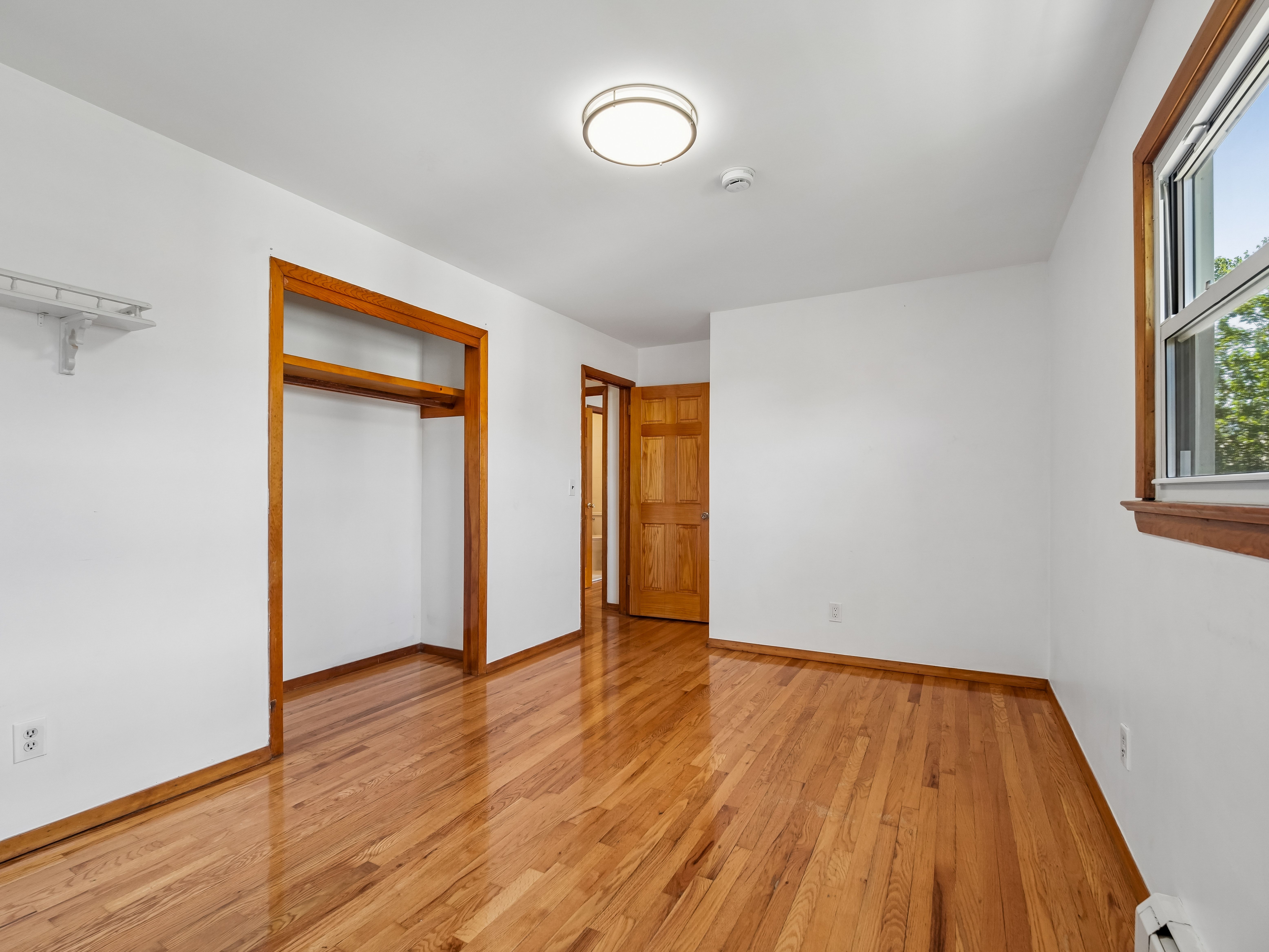  436 Sylvan Street, Saddle Brook, NJ 07663 - 物件實景